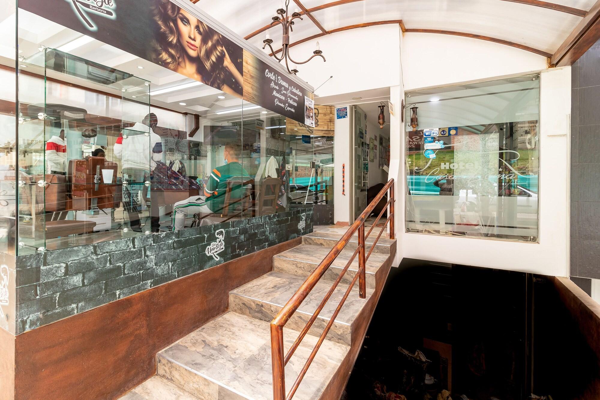 Vista Exterior Hotel Casa Loma