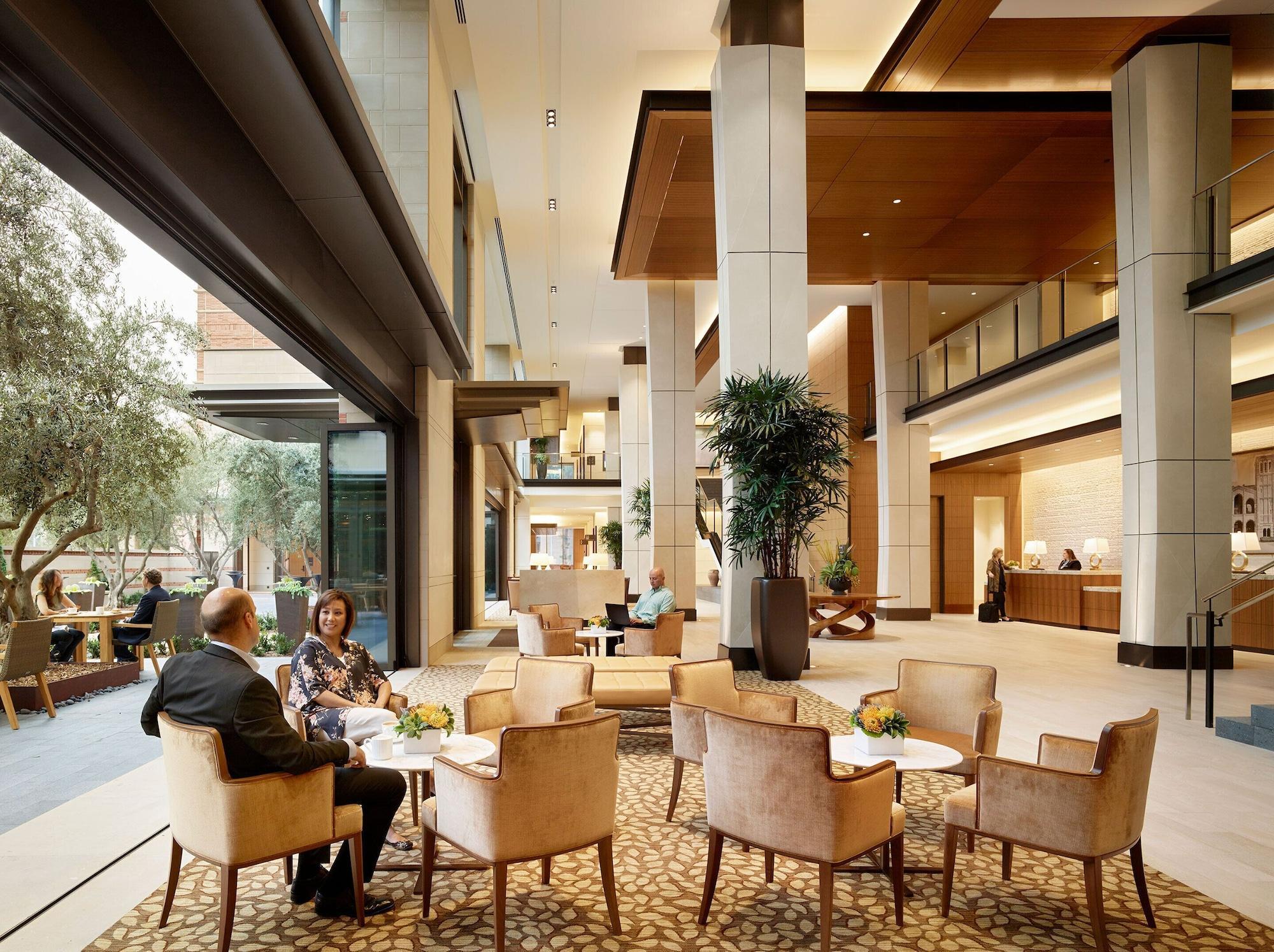 Bar/Salón UCLA Meyer And Renee Luskin Conference center