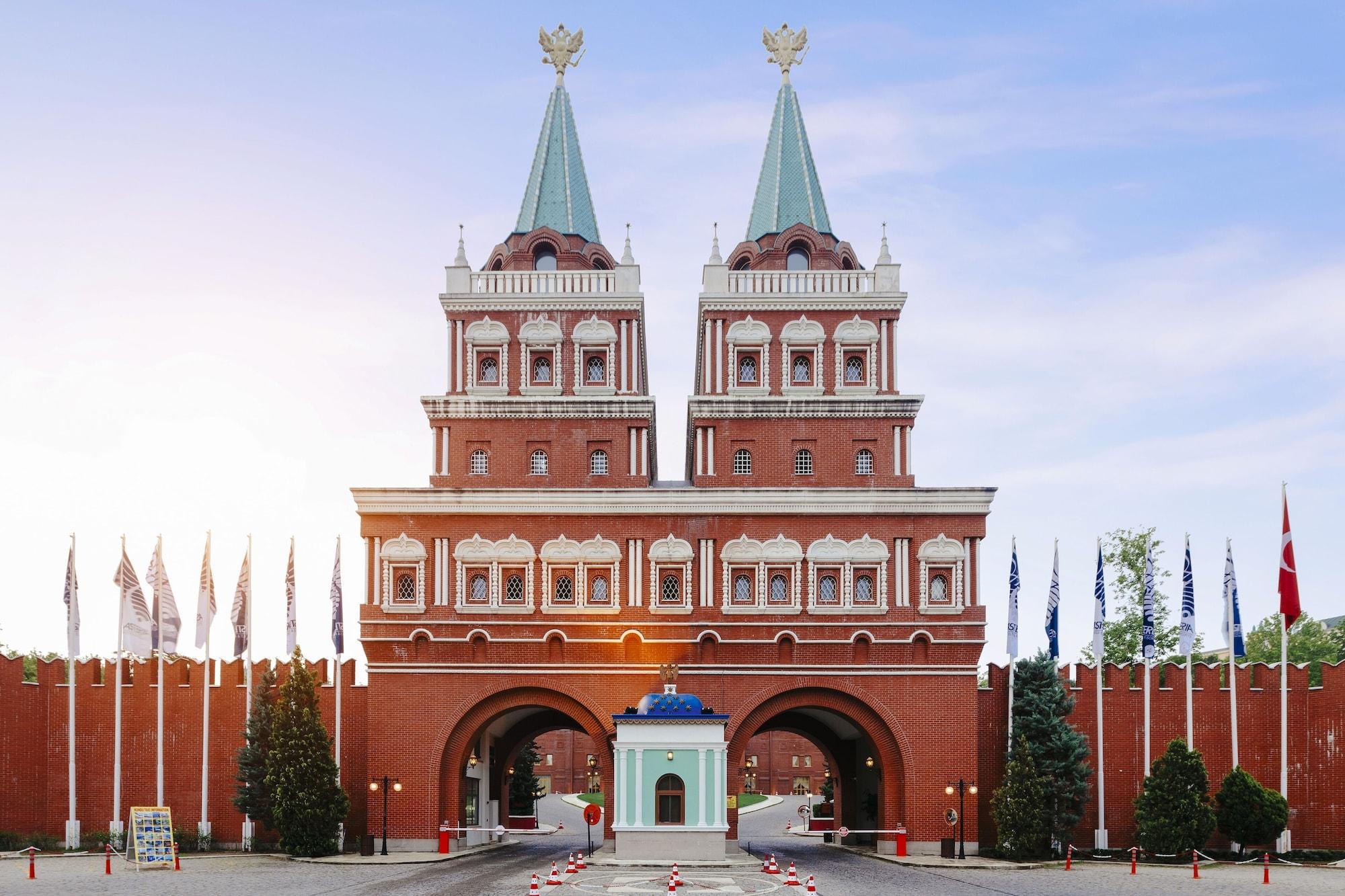 Vista Exterior Kremlin Palace