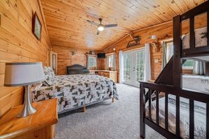 Alquiler Vacacional - Spacious Cabin w/ Hot Tub 3Bed, 2 bath