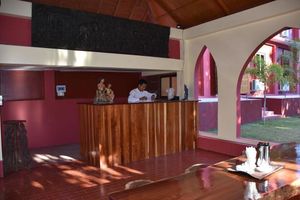 Alojamiento - Nanda Garden Hotel