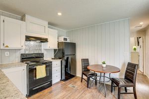 Alquiler Vacacional - 3 Mi to Cherry Grove Beach: Dog-friendly Home