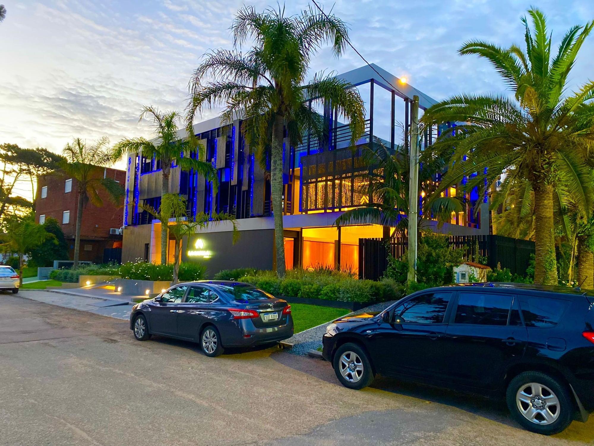 Vista Exterior Hotel La Capilla
