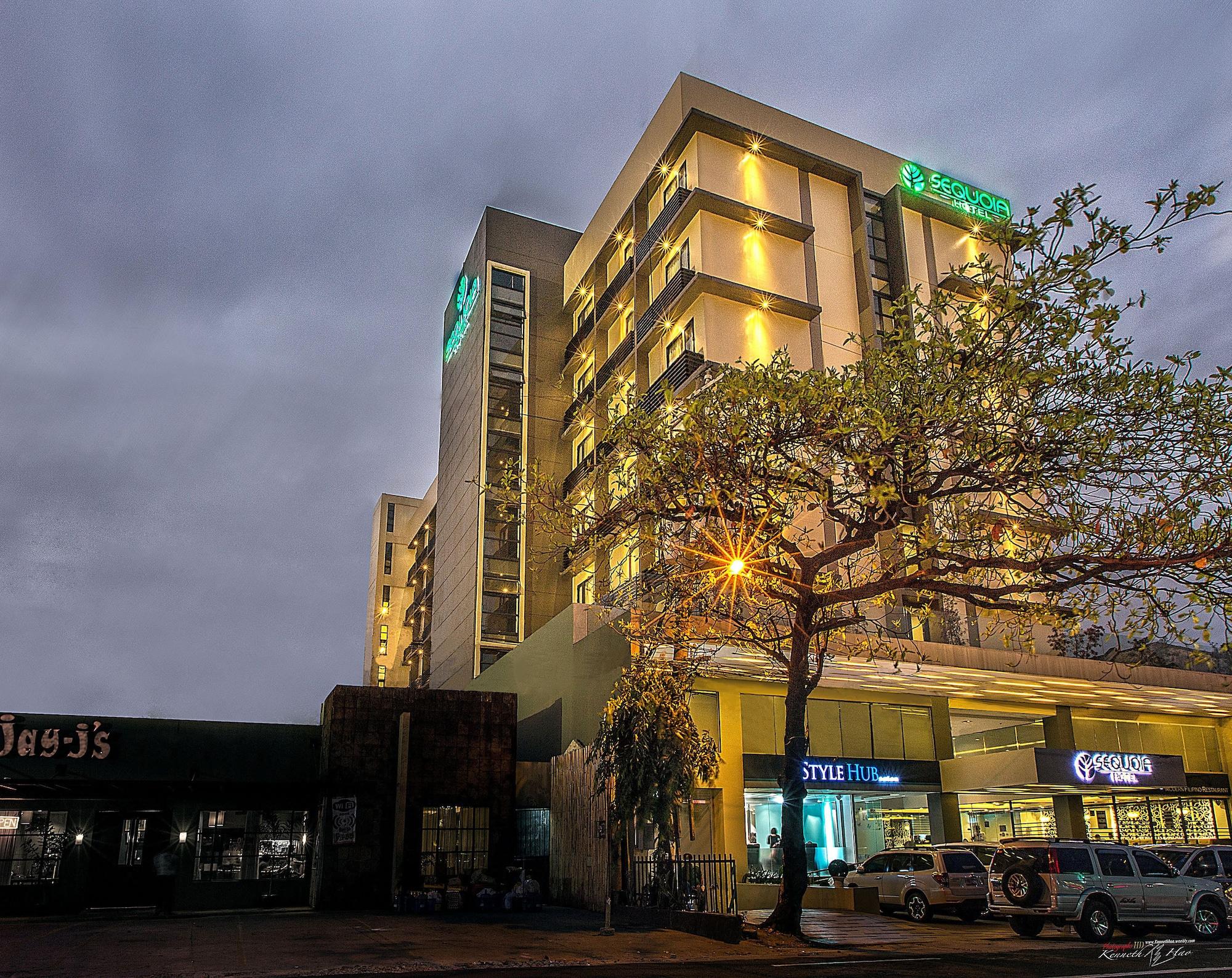 Vista Exterior Sequoia Hotel Quezon City