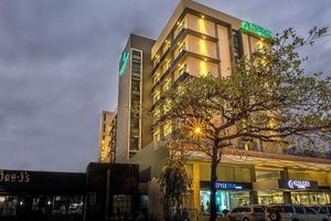 Alojamiento - Sequoia Hotel Quezon City