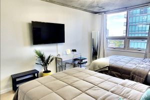 Alquiler Vacacional - Beautiful 2BD/2BTH in Midtown