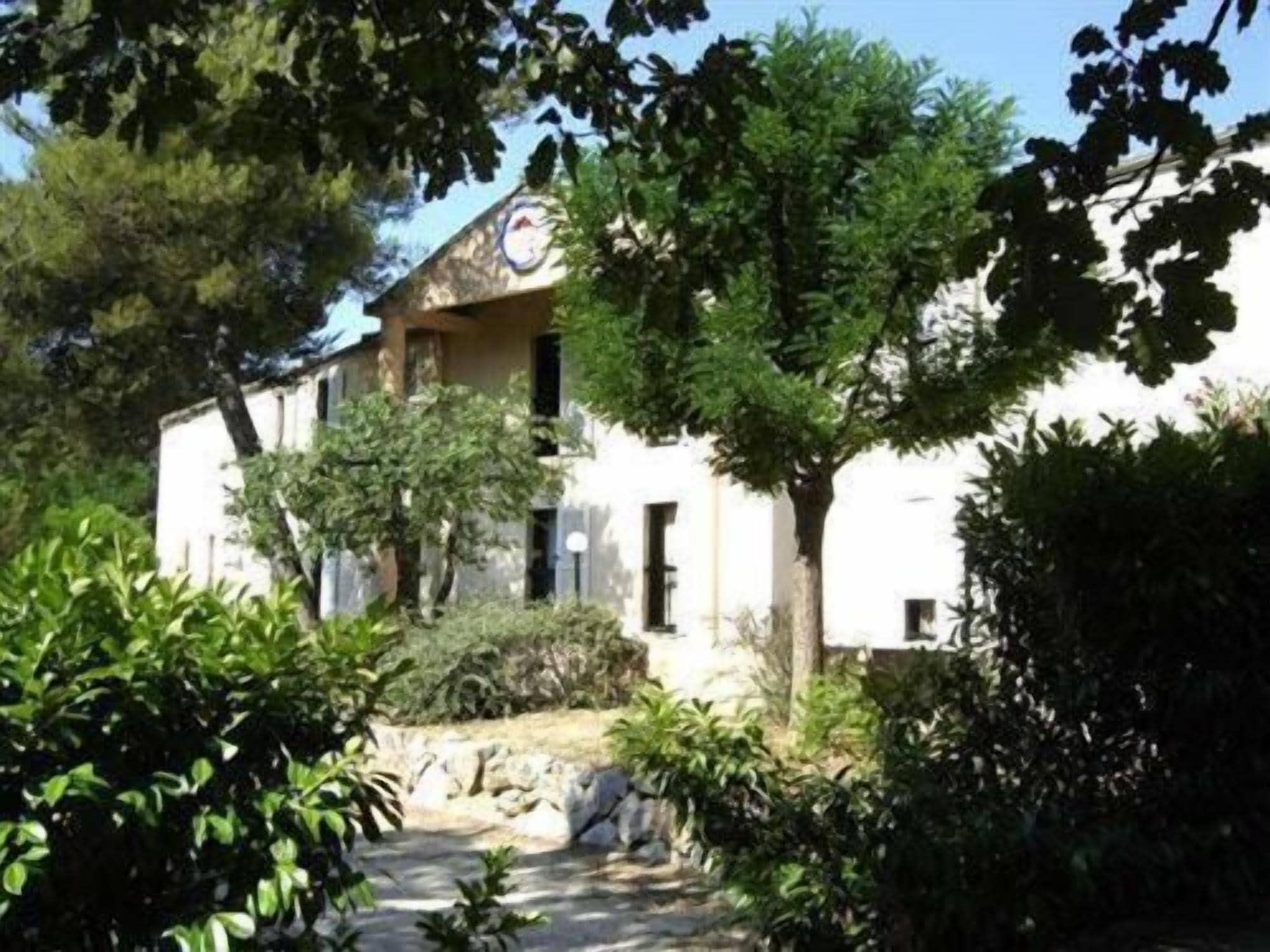 Vista Exterior Hotel Cannes Mouans-Sartoux