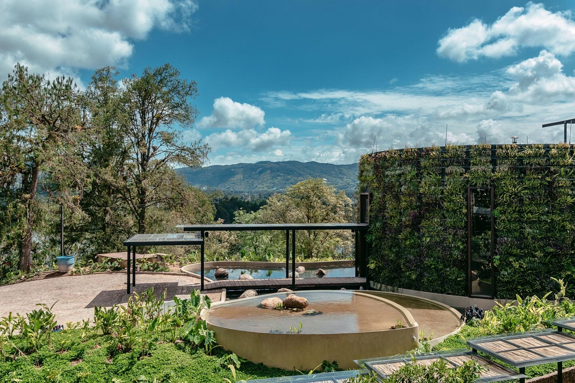Vista Exterior The Brown, Guatape, Autograph Collection