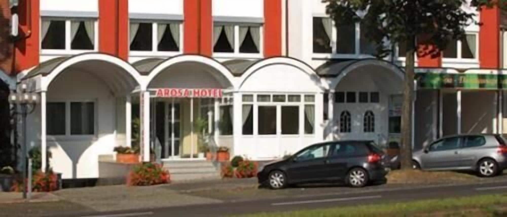 Varios Arosa Hotel
