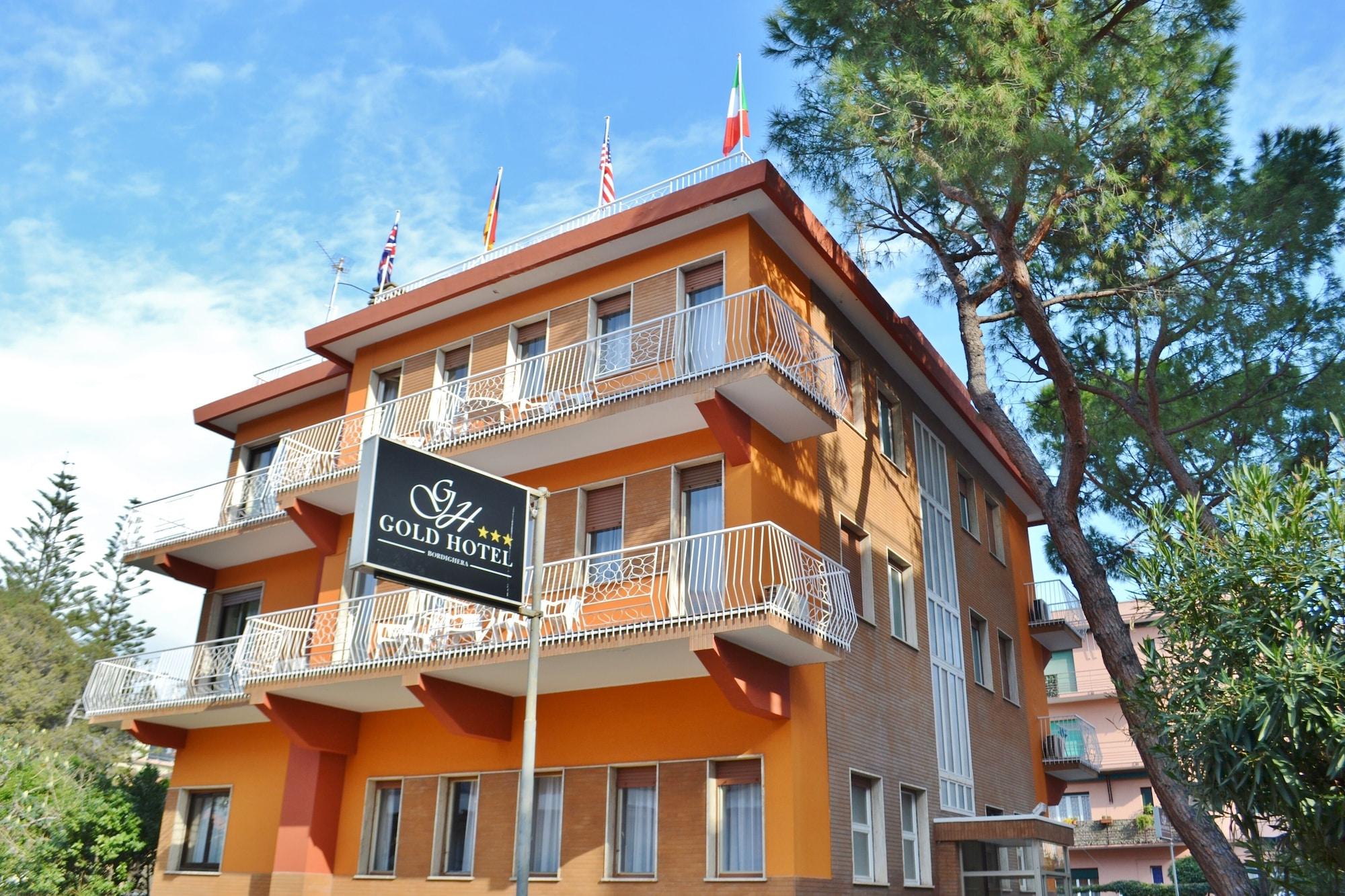 Varios Gold Hotel