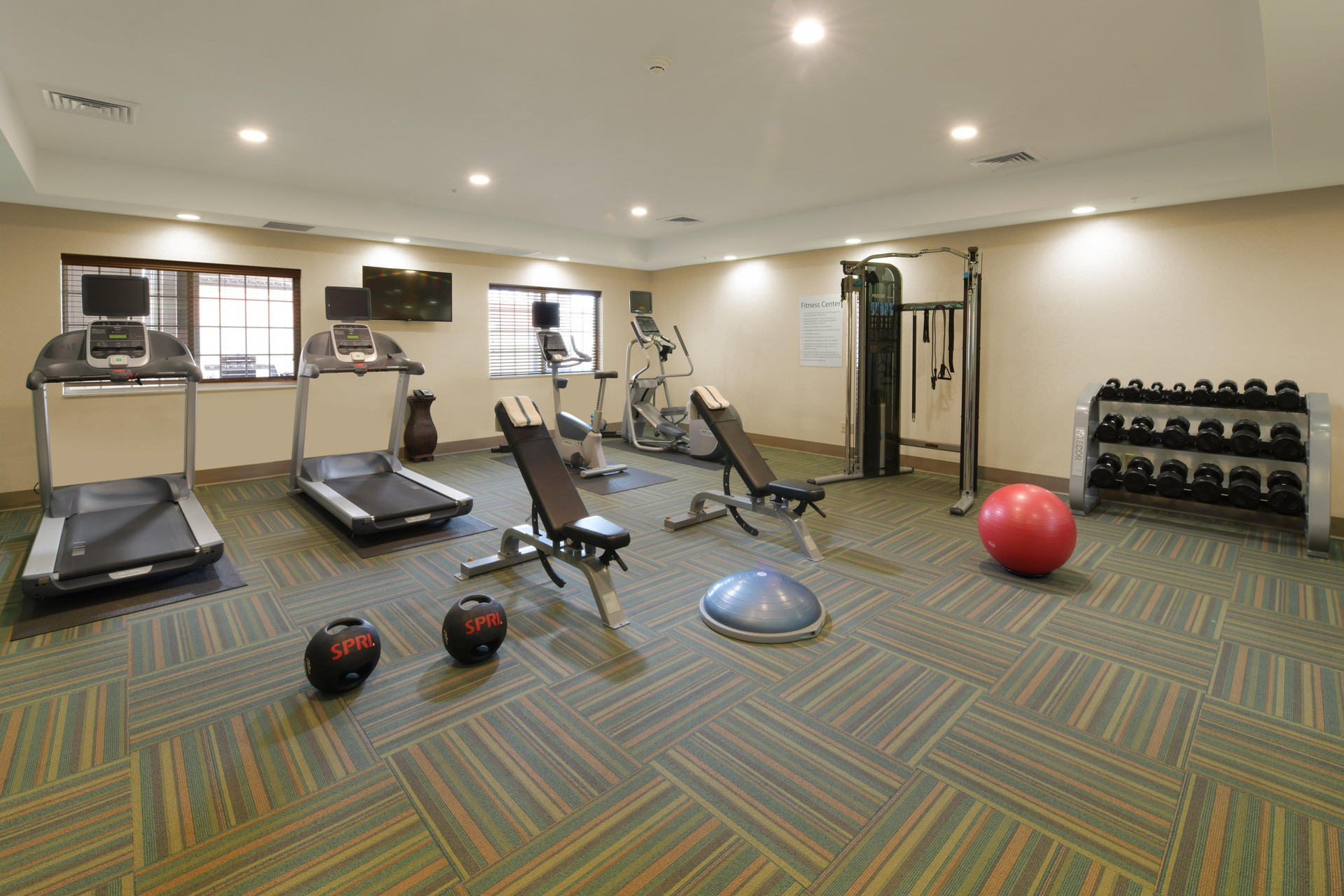 Instalaciones Recreativas Holiday Inn Express Hotel & Suites Magnolia-Lake Columbia by IHG