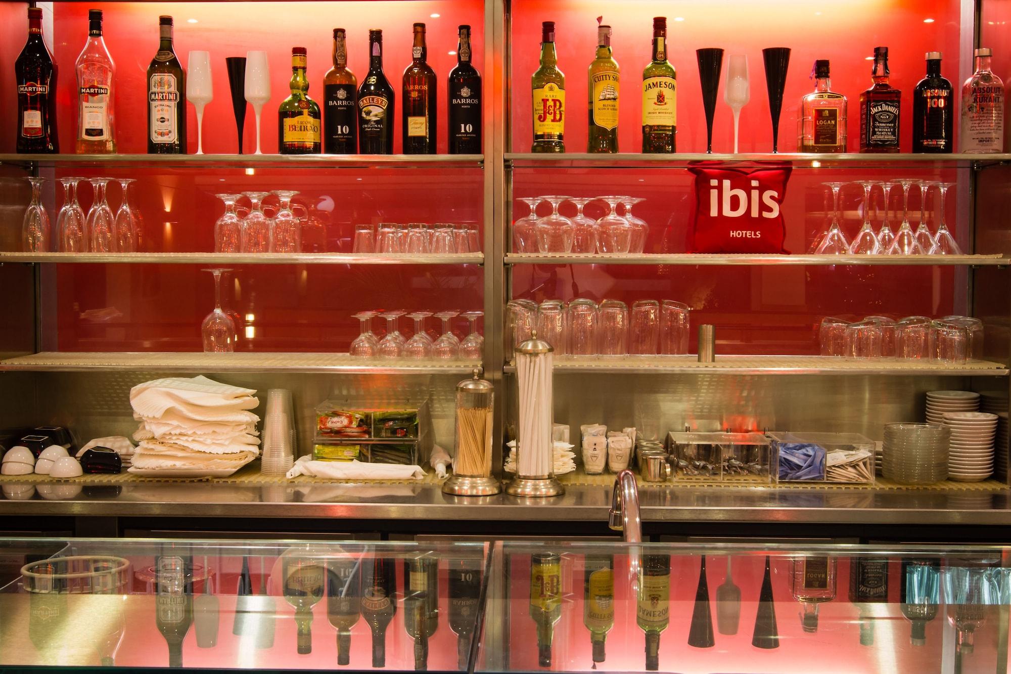 Bar/Salón ibis Porto Sao Joao