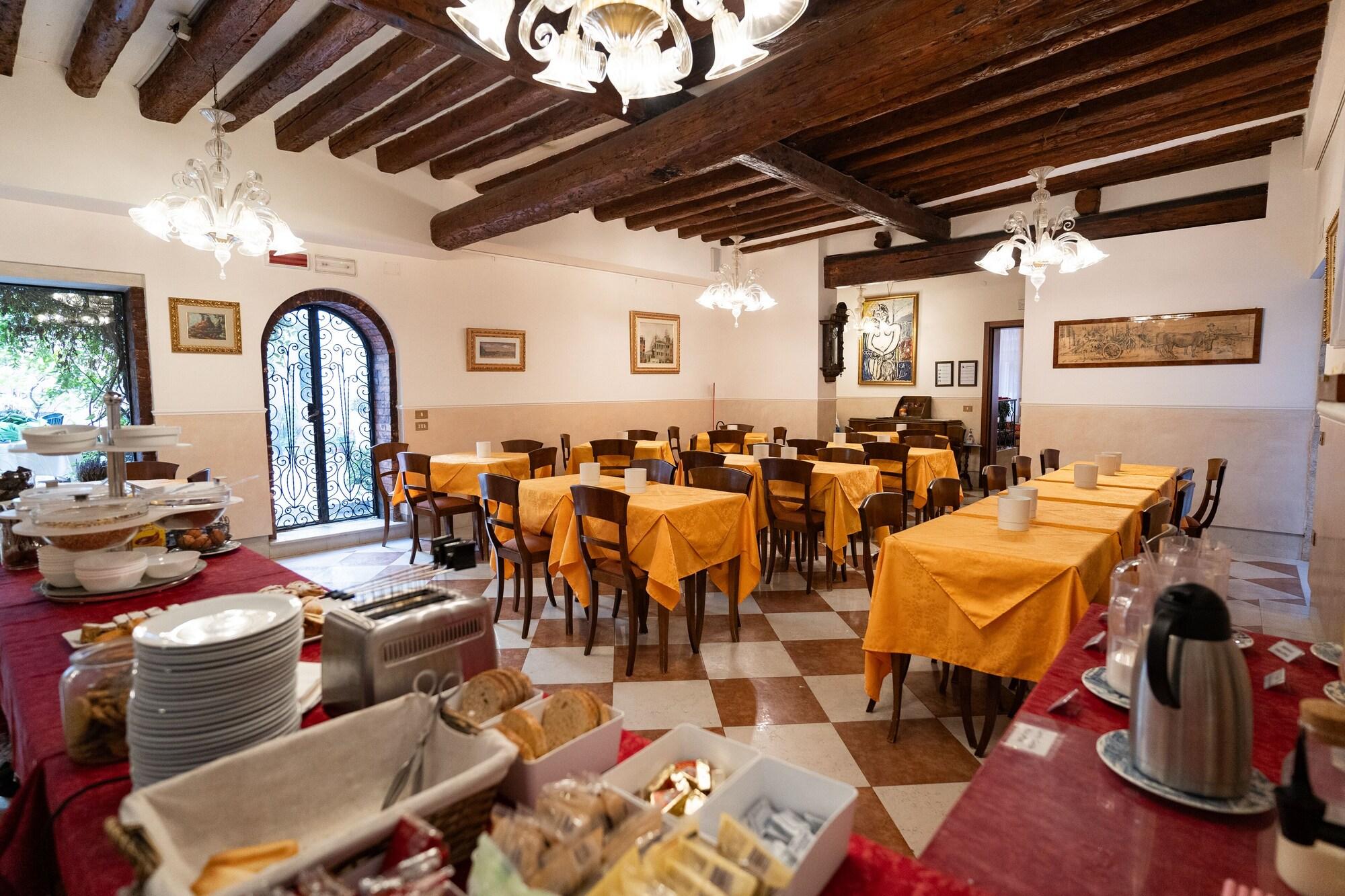 Restaurant Tivoli Hotel