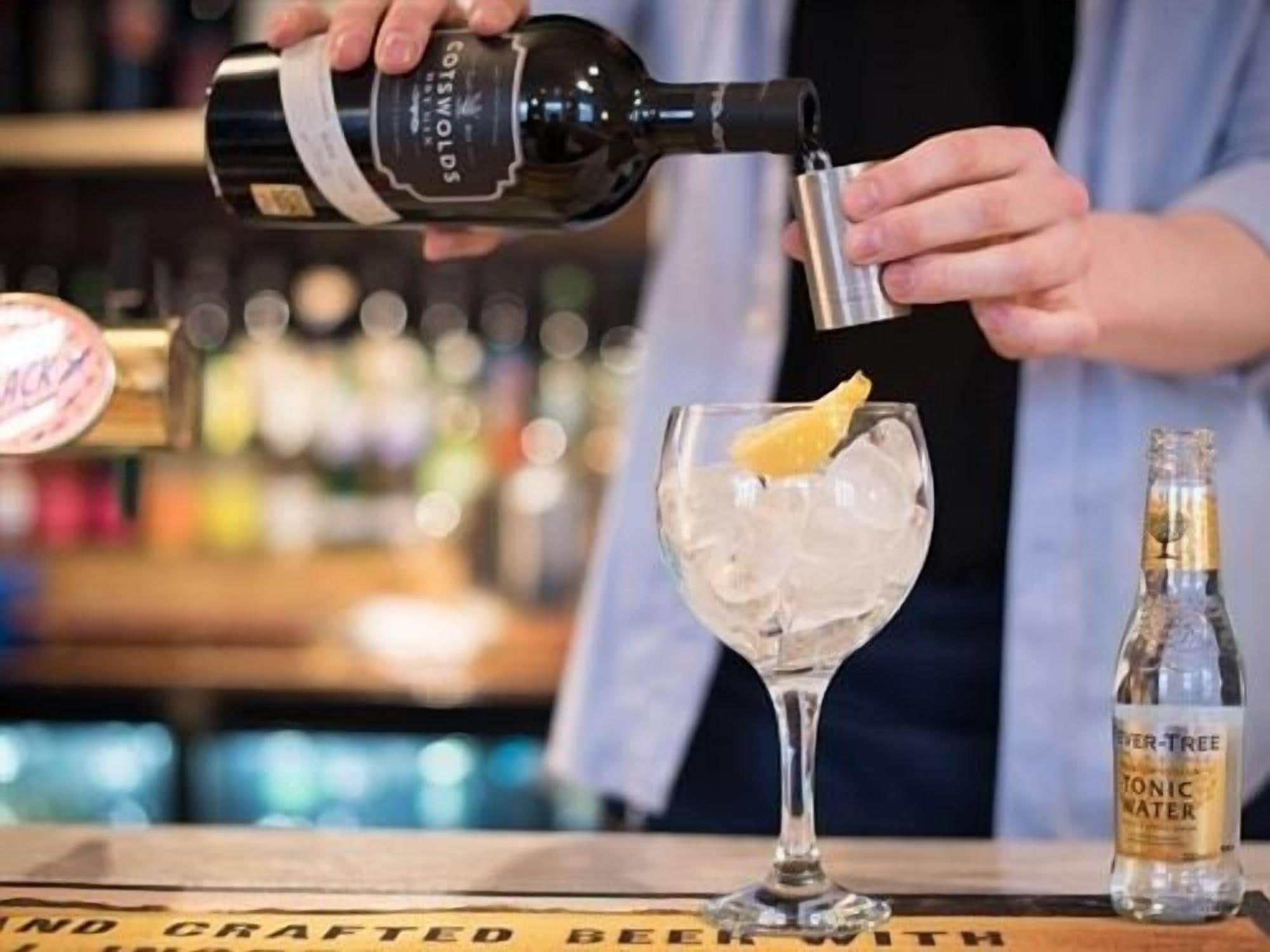 Bar/Salón Helen Browning's Royal Oak