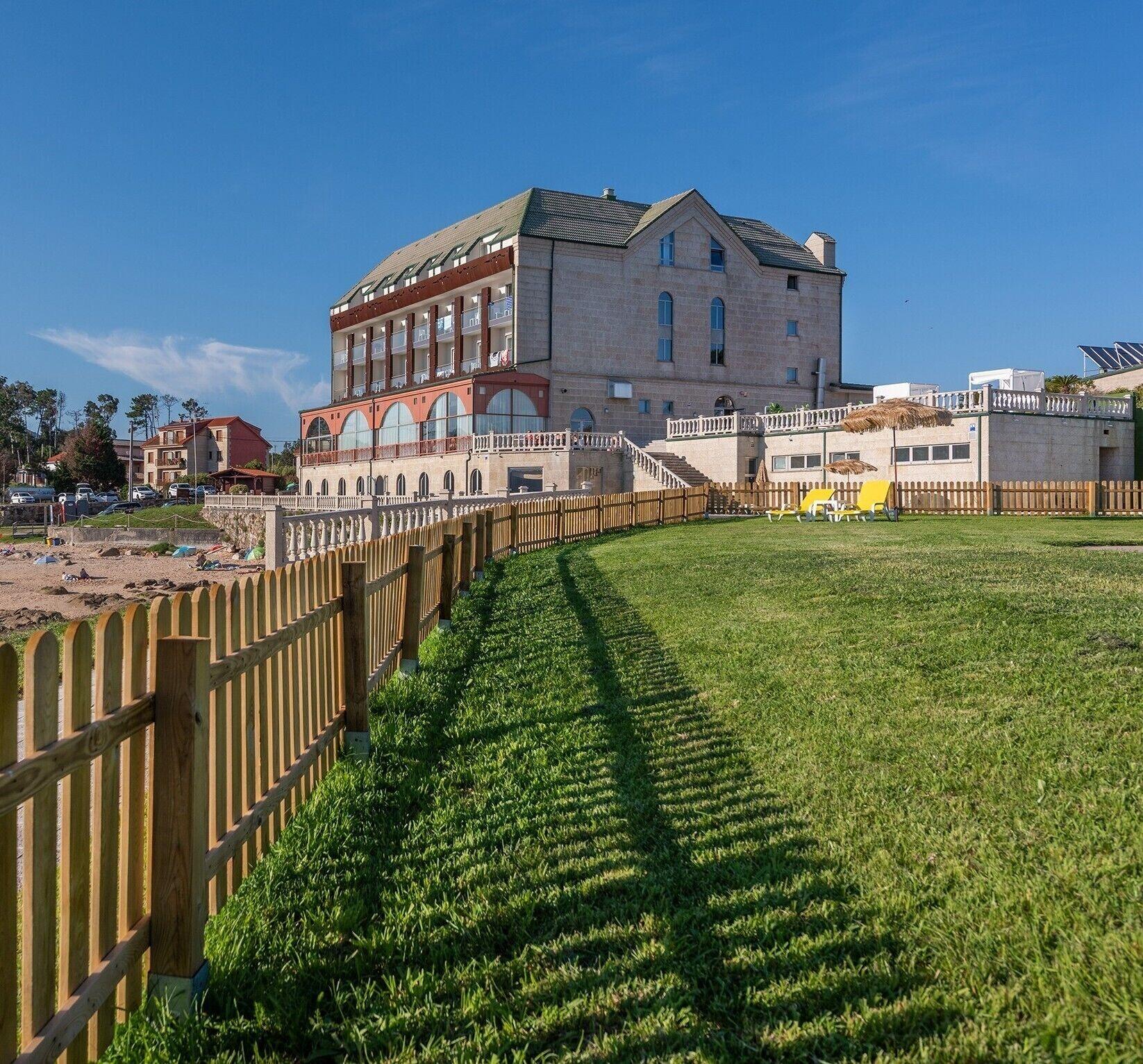 Vista Exterior Hotel Norat Palmeira Playa