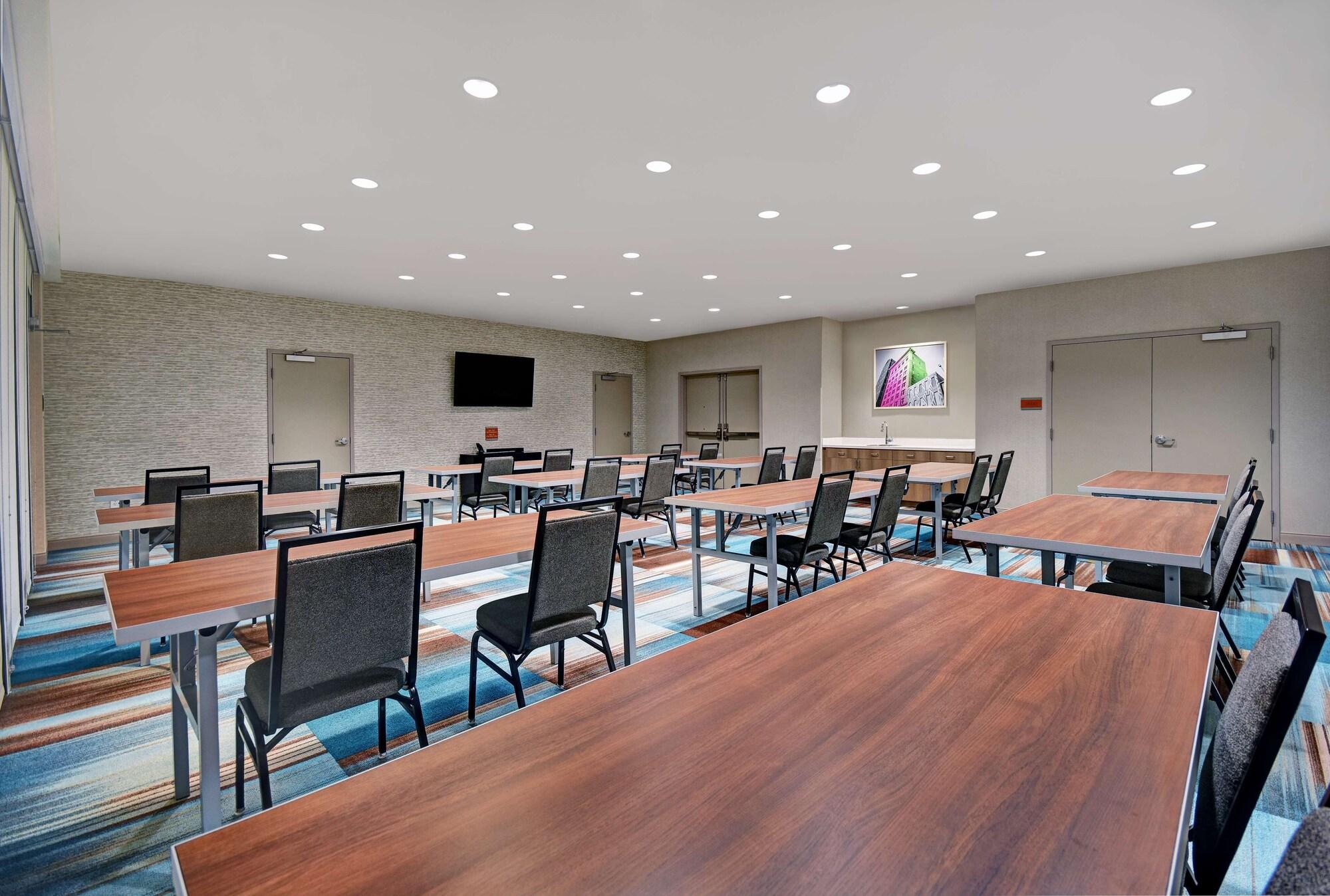 Sala de Reuniones Home2 Suites by Hilton Raleigh North I-540
