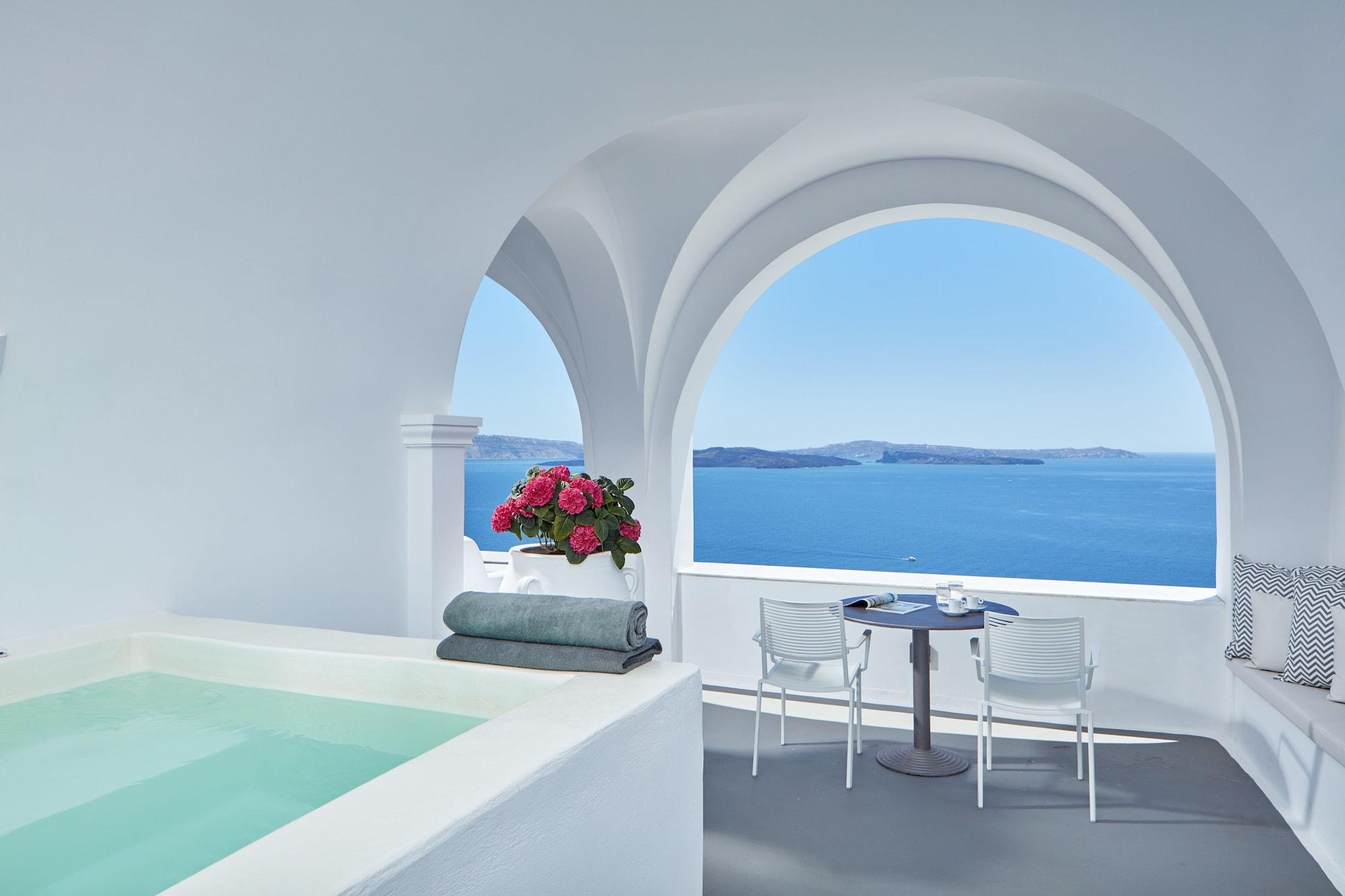 Playa Katikies Santorini - The Leading Hotels Of The World