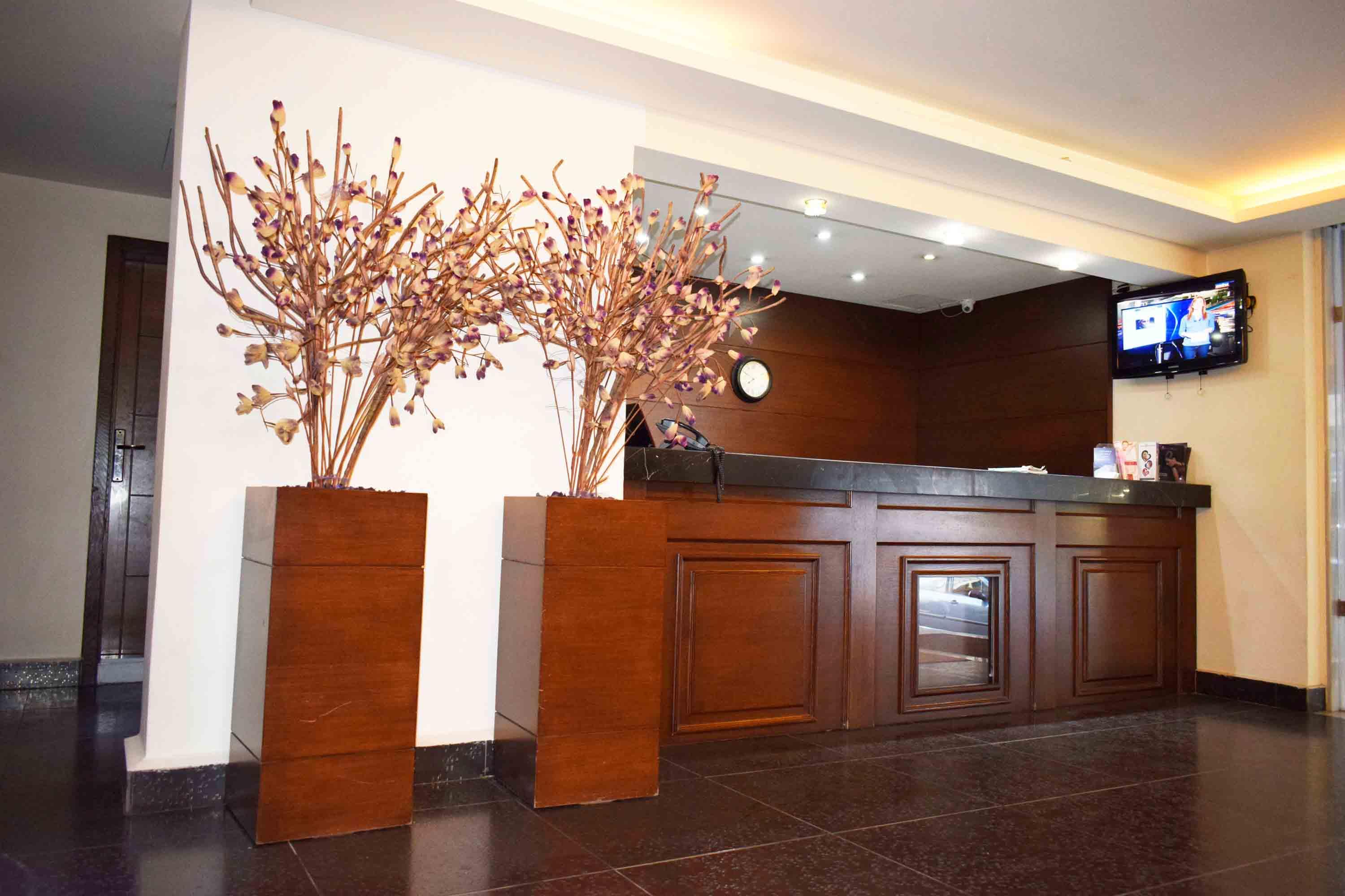 Vista Lobby Orient Prince Hotel