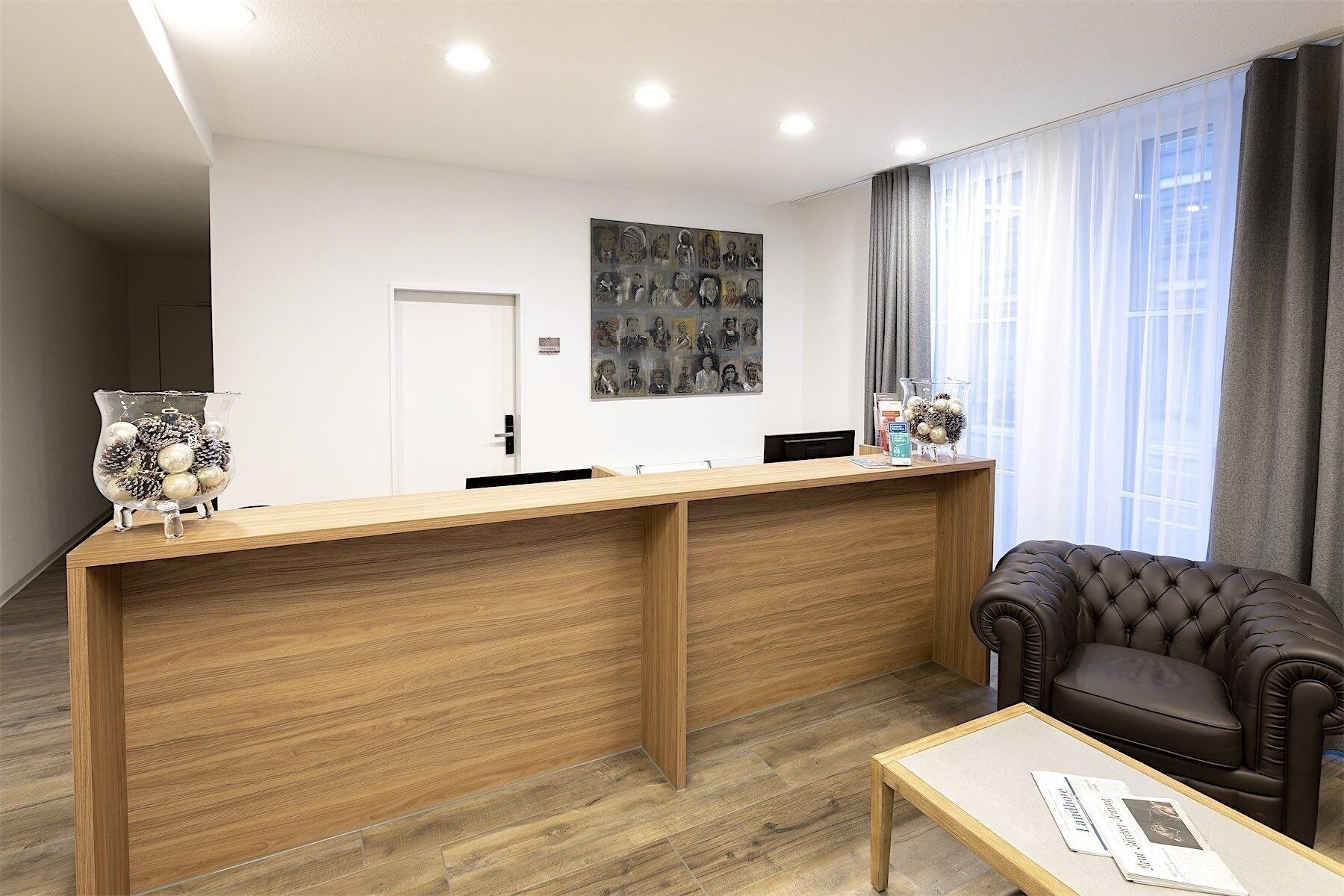 Vista Lobby Work Life Residence