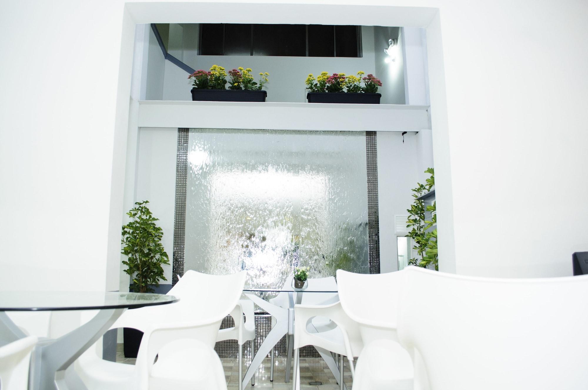 Vista Lobby Hostal Lleras Calle 8 - Hostel