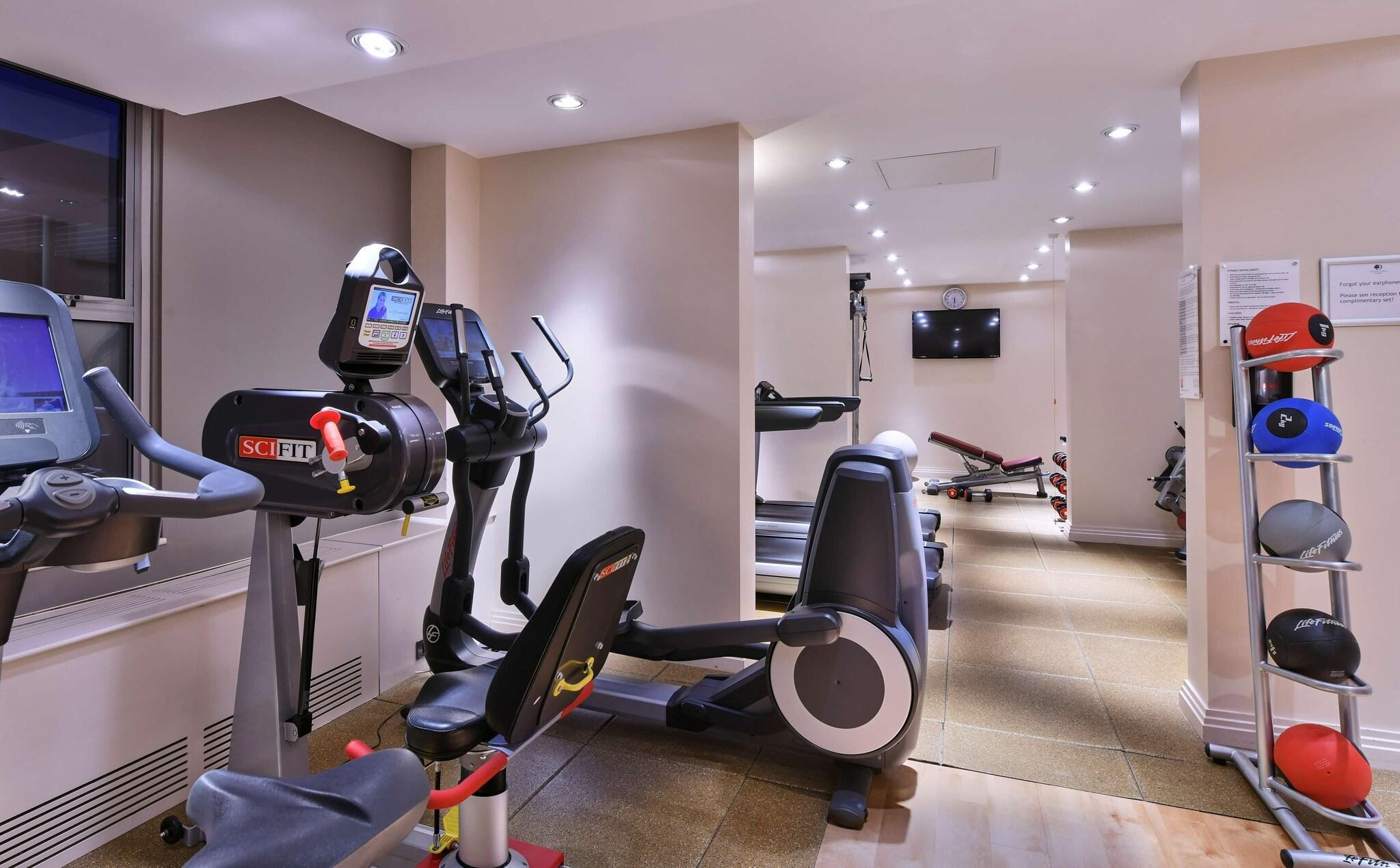 Instalaciones Recreativas DoubleTree by Hilton London - Ealing Hotel