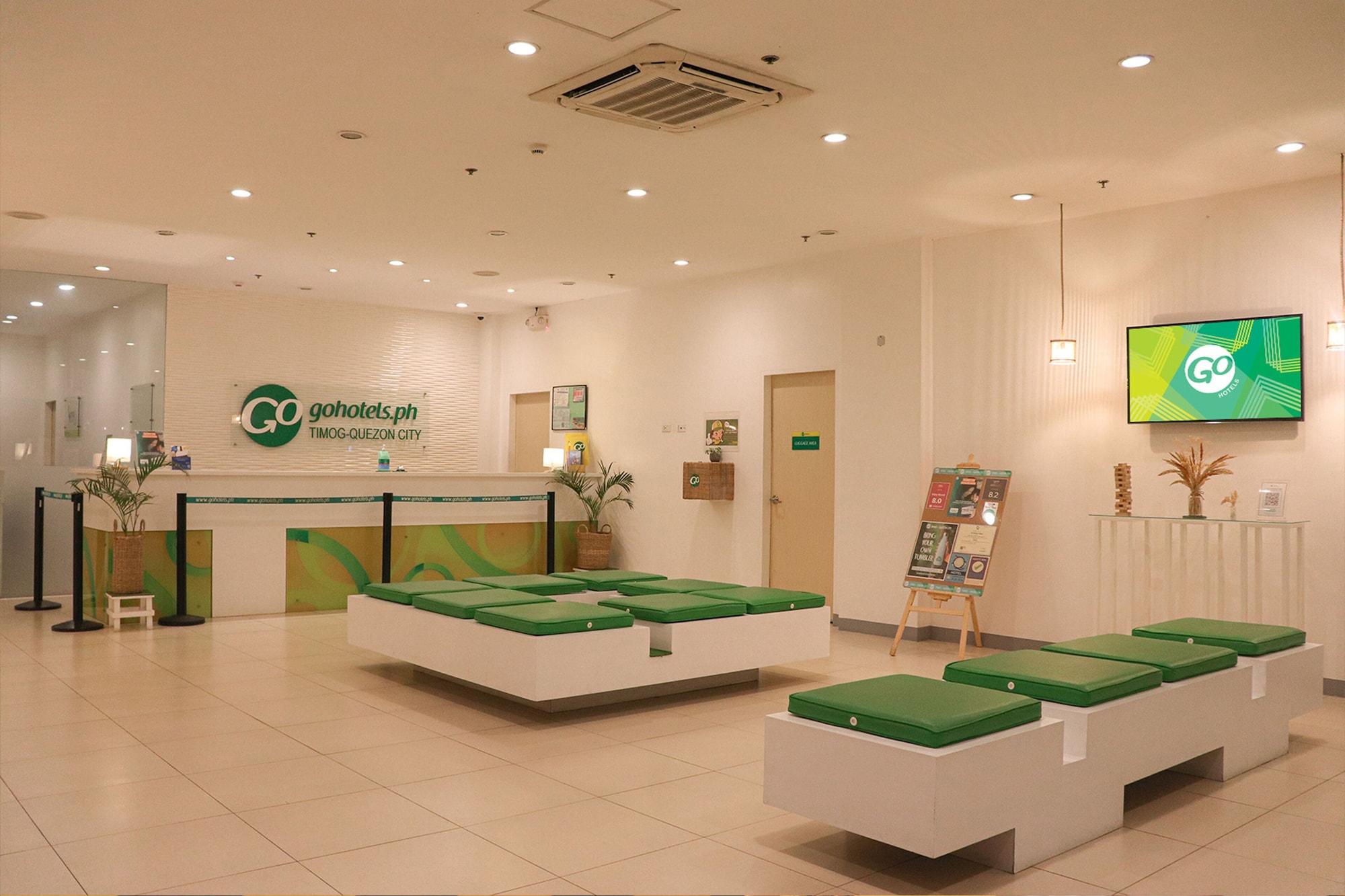 Vista Lobby Go Hotels Timog