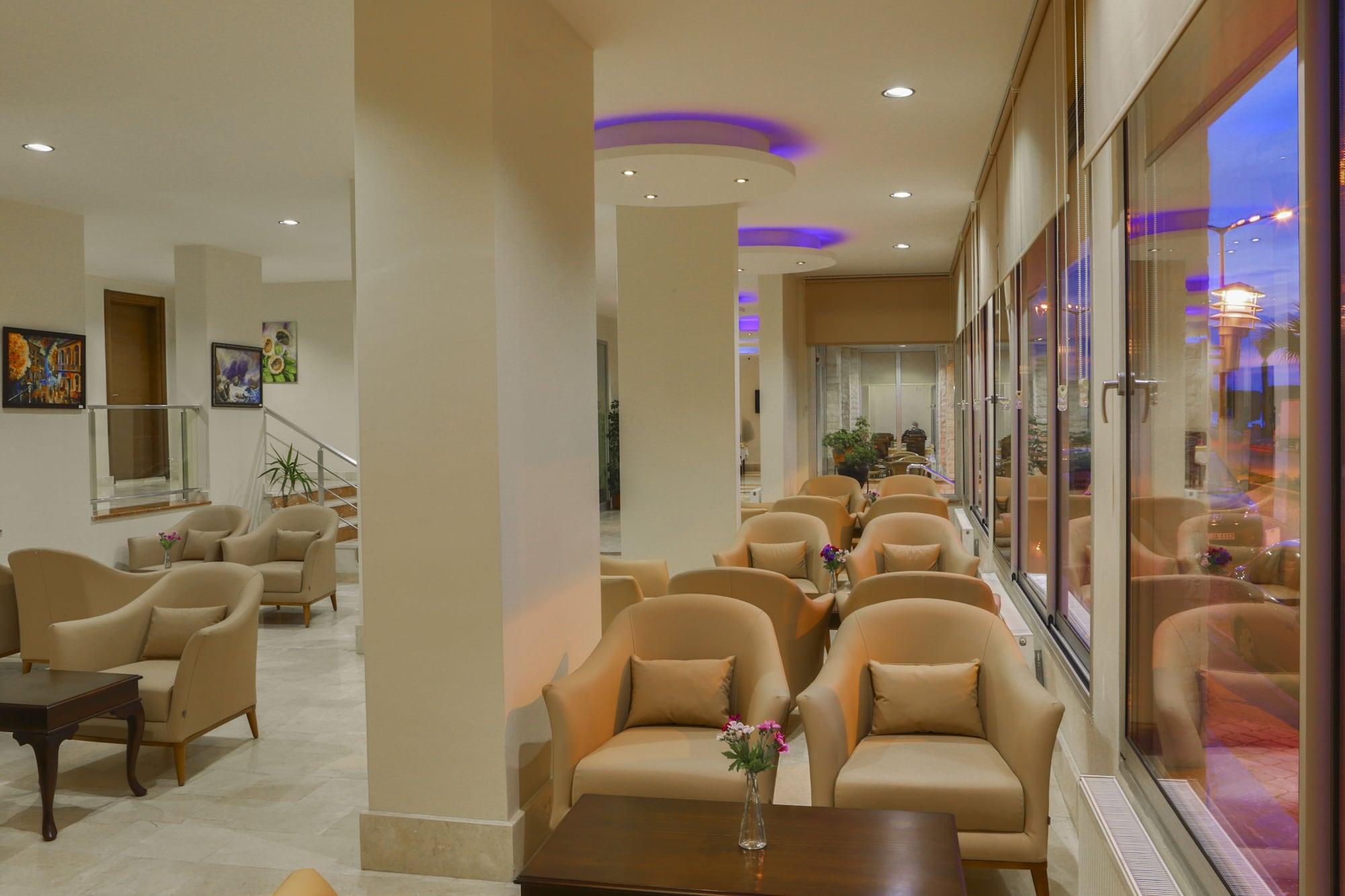 Vista Lobby Perla Otel