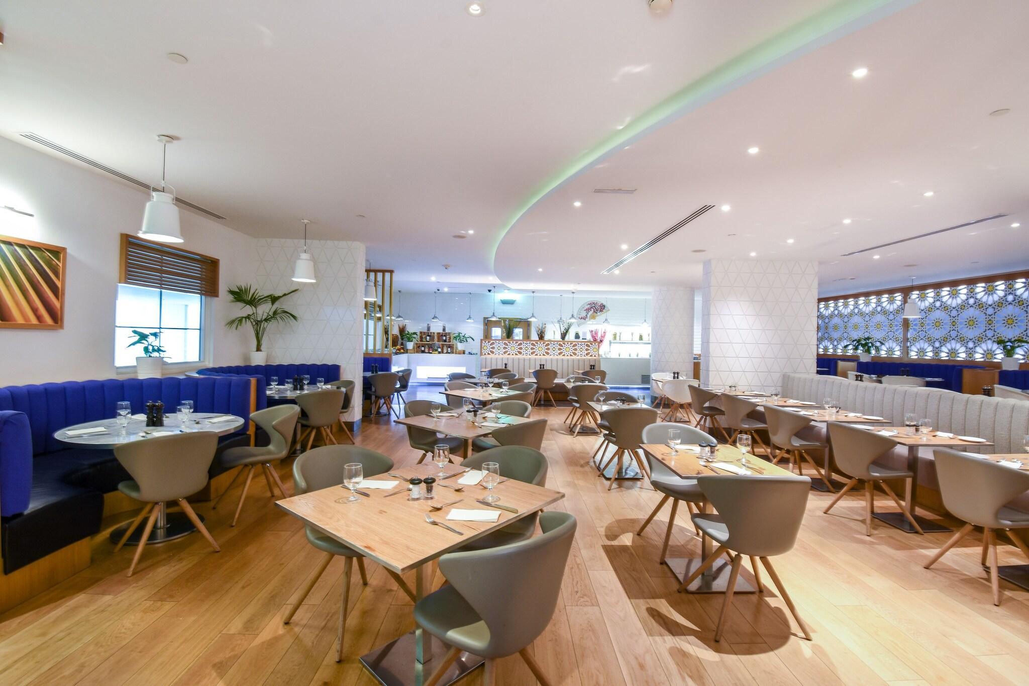 Restaurant Premier Inn Dubai International Airport