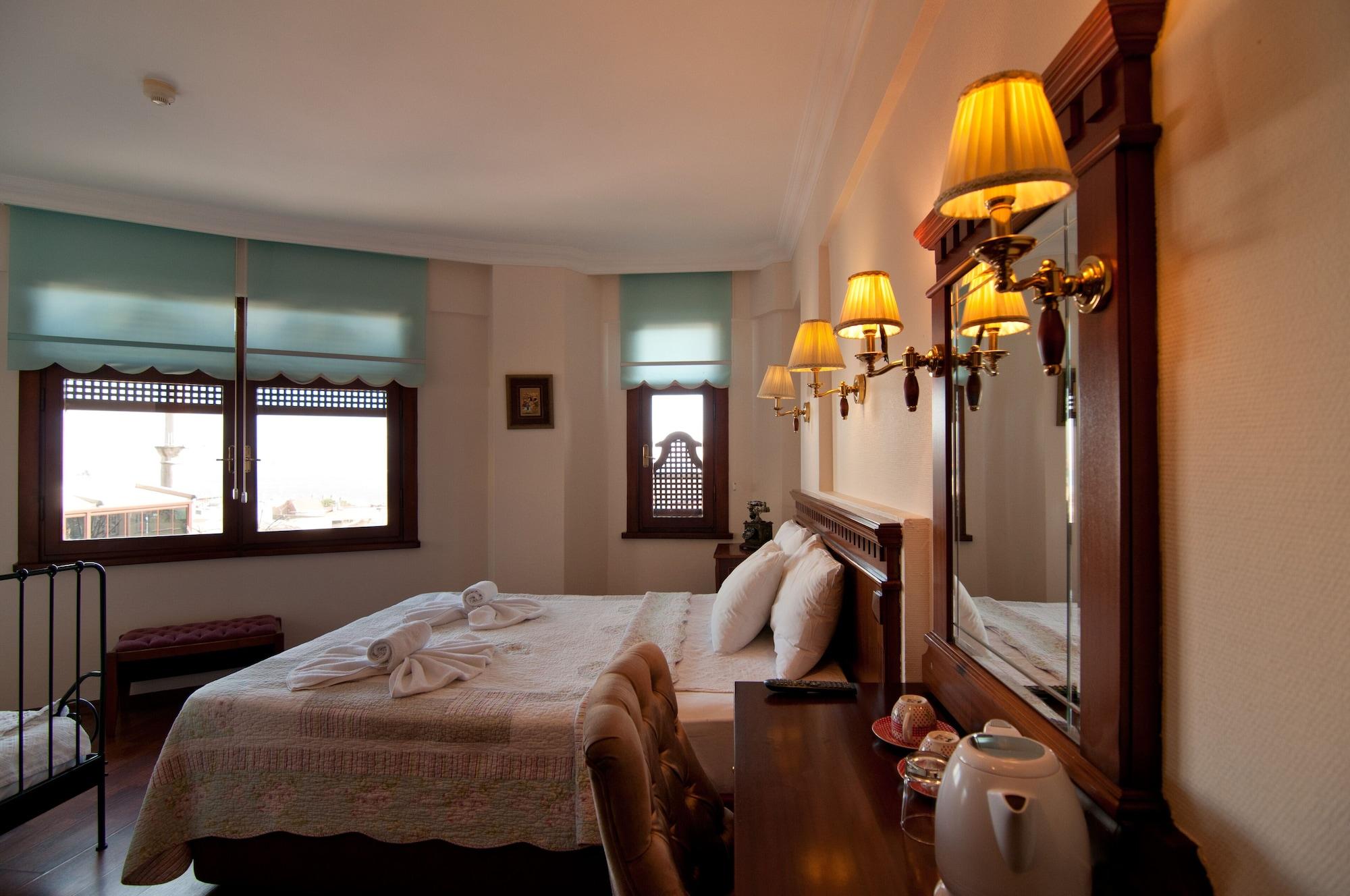 Varios Emine Sultan Hotel