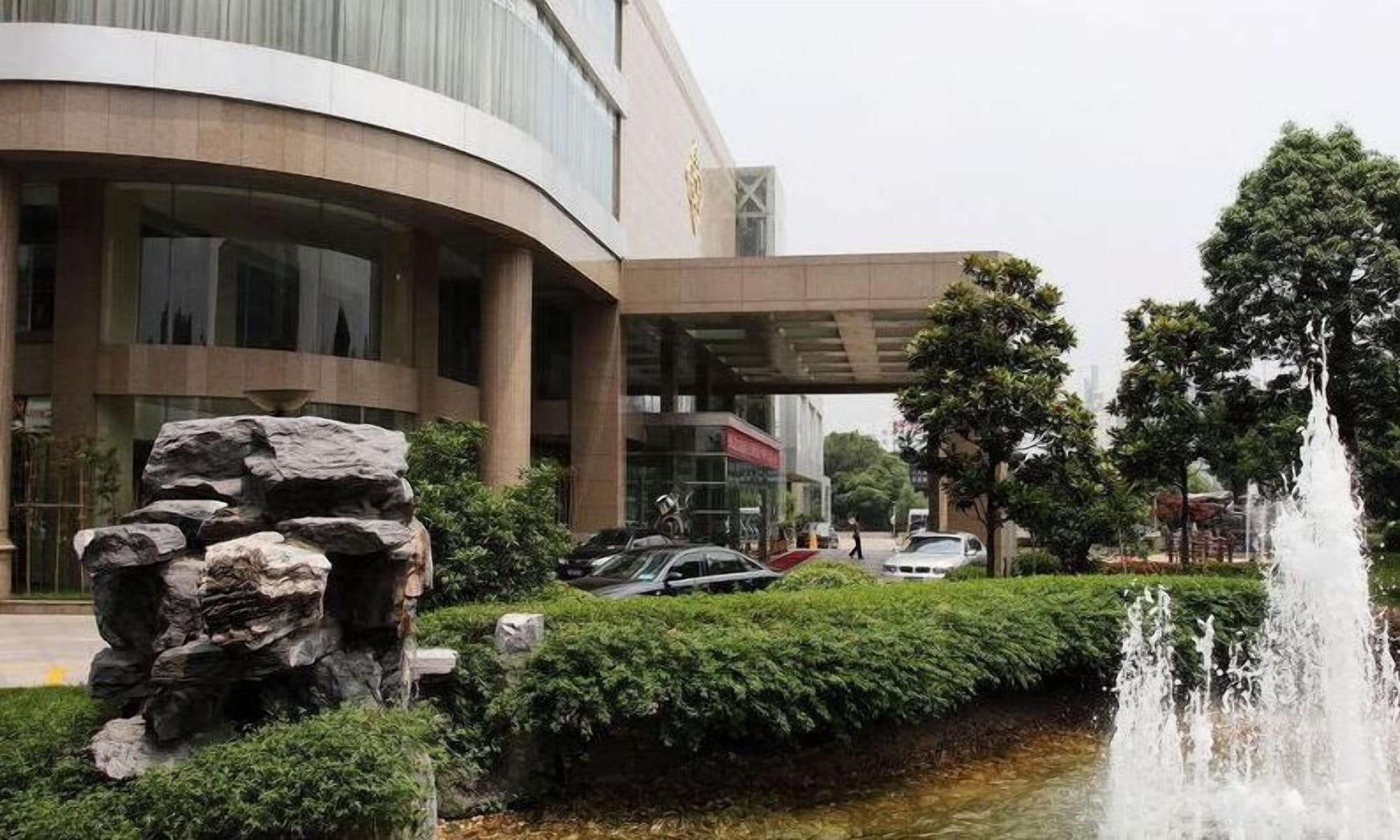 Vista Exterior Jinling Plaza Changzhou