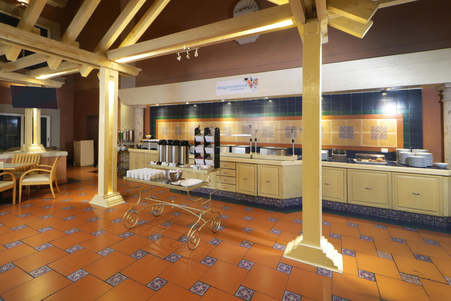 Restaurant Holiday Inn Express Monterrey Galerias by IHG