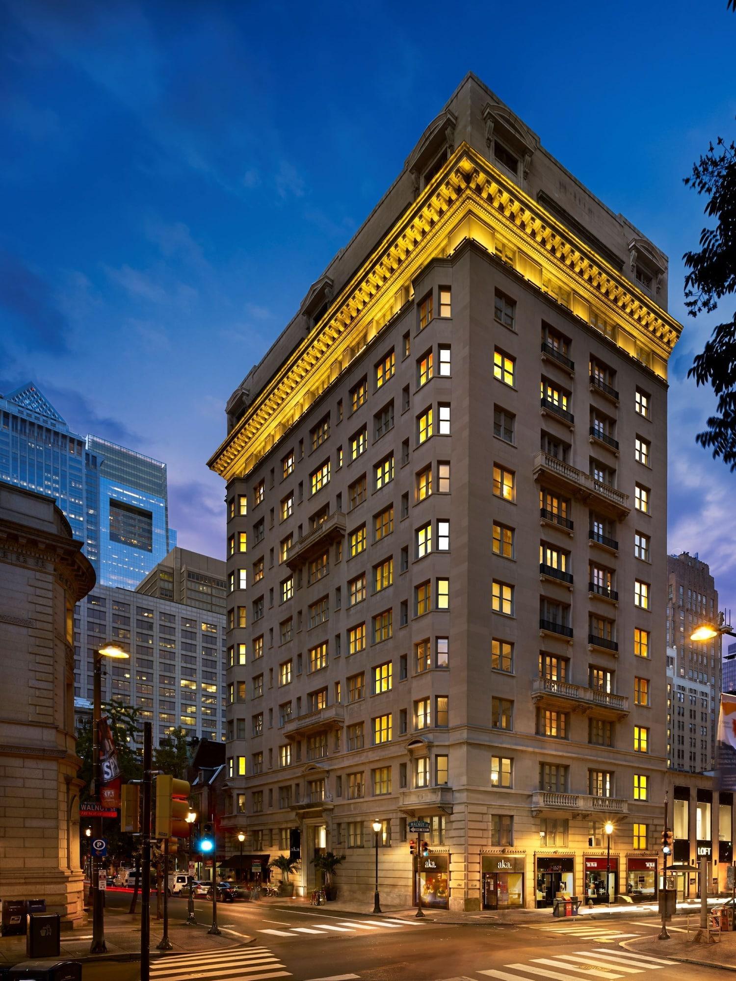 Vista Exterior AKA Rittenhouse Square