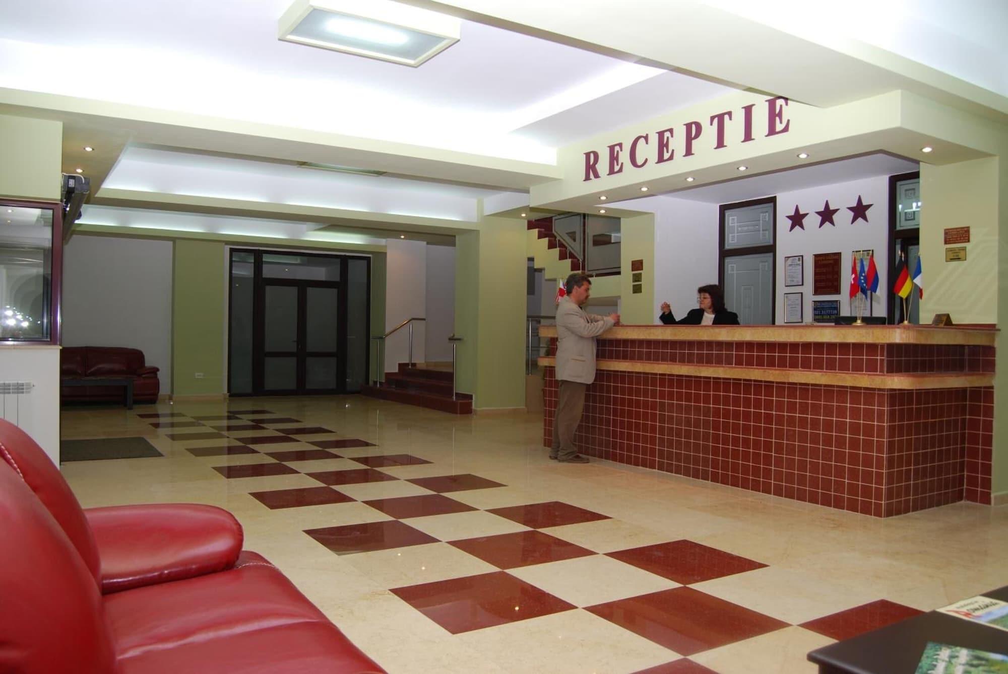 Vista Lobby Hotel Europolis
