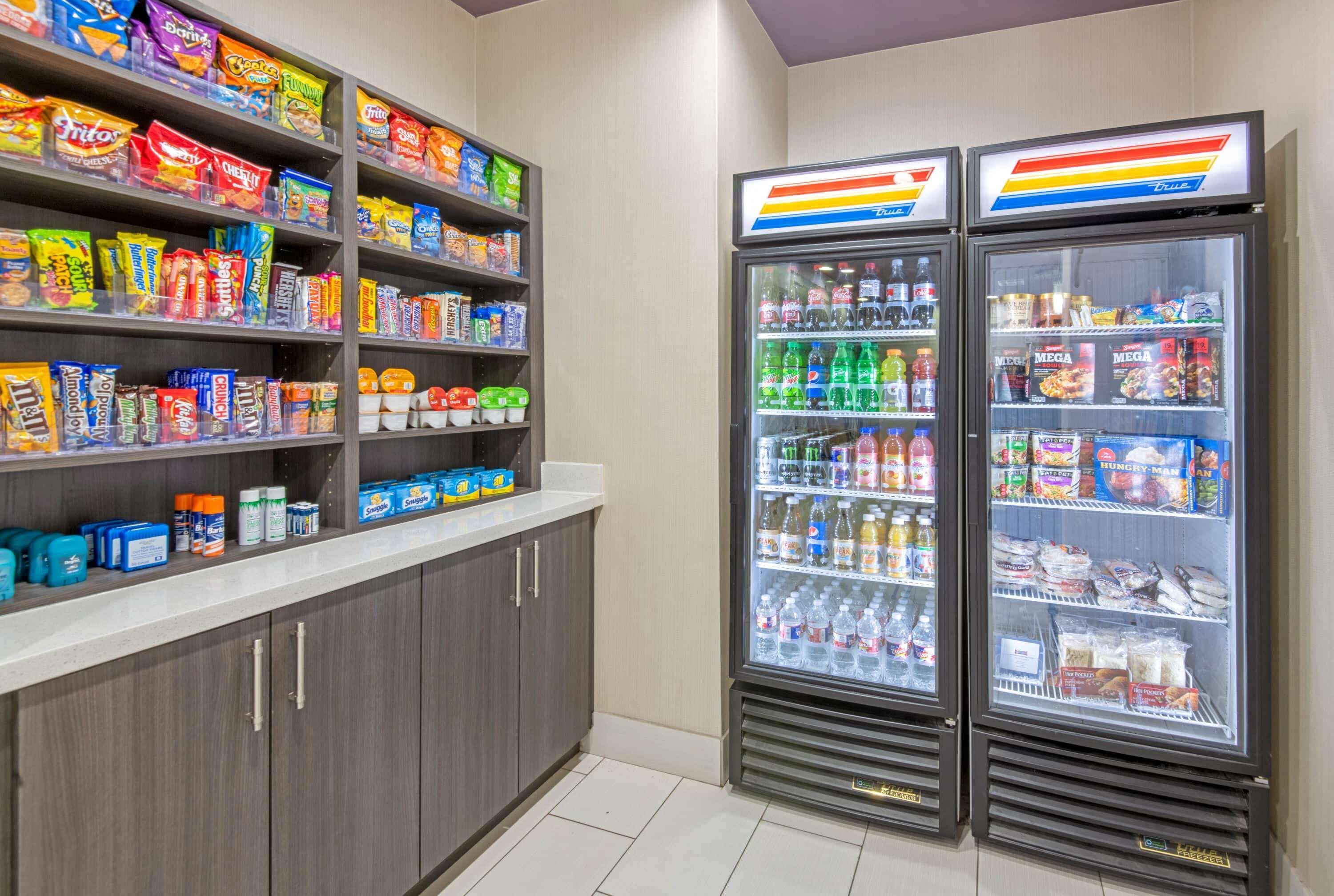 Vista Exterior La Quinta Inn & Suites by Wyndham Weatherford OK