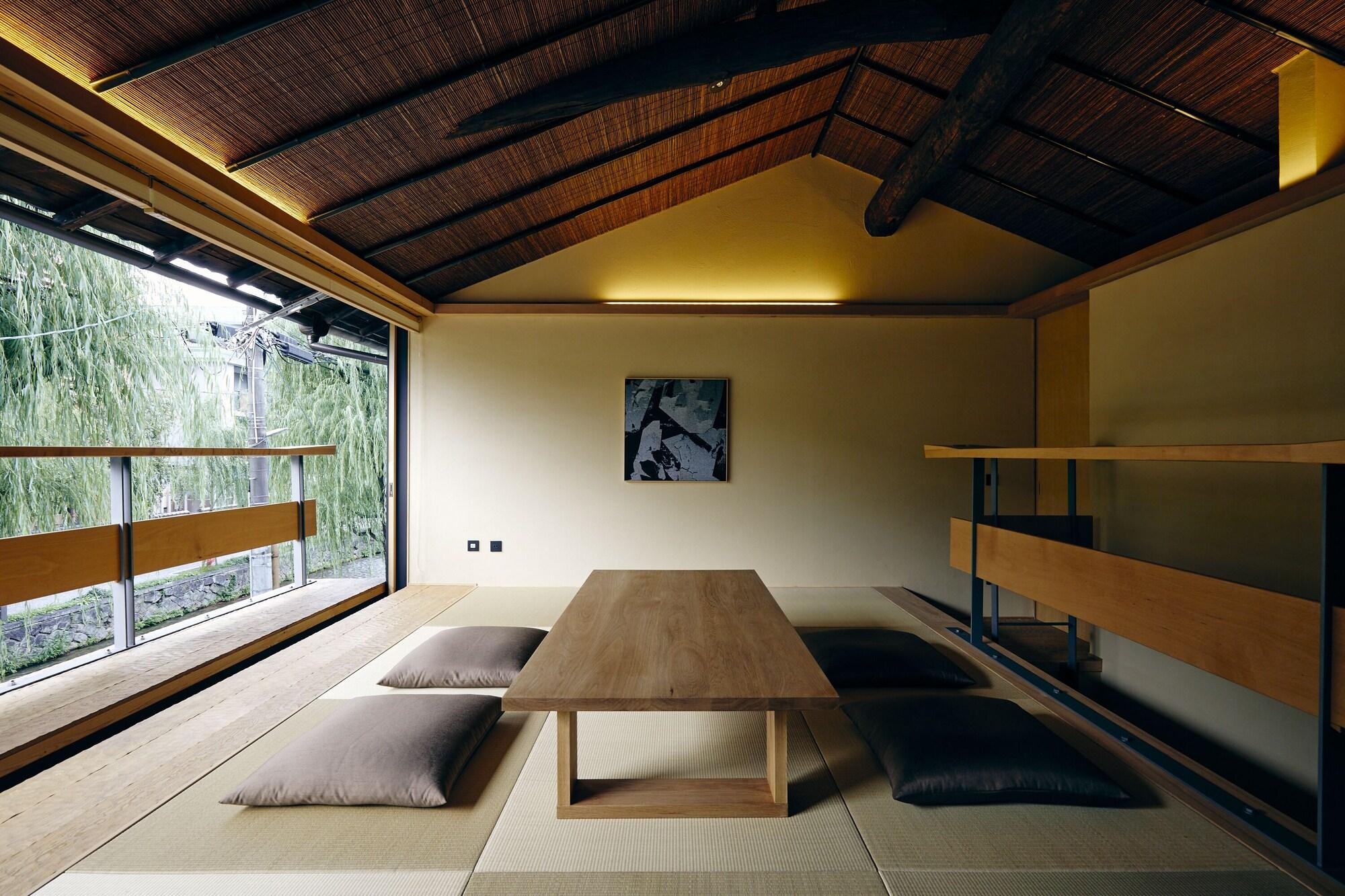 Varios ANJIN Gion Shirakawa