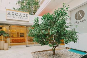 Alojamiento - Arcade Hotel
