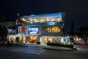 Alojamiento - Hotel Corona Real