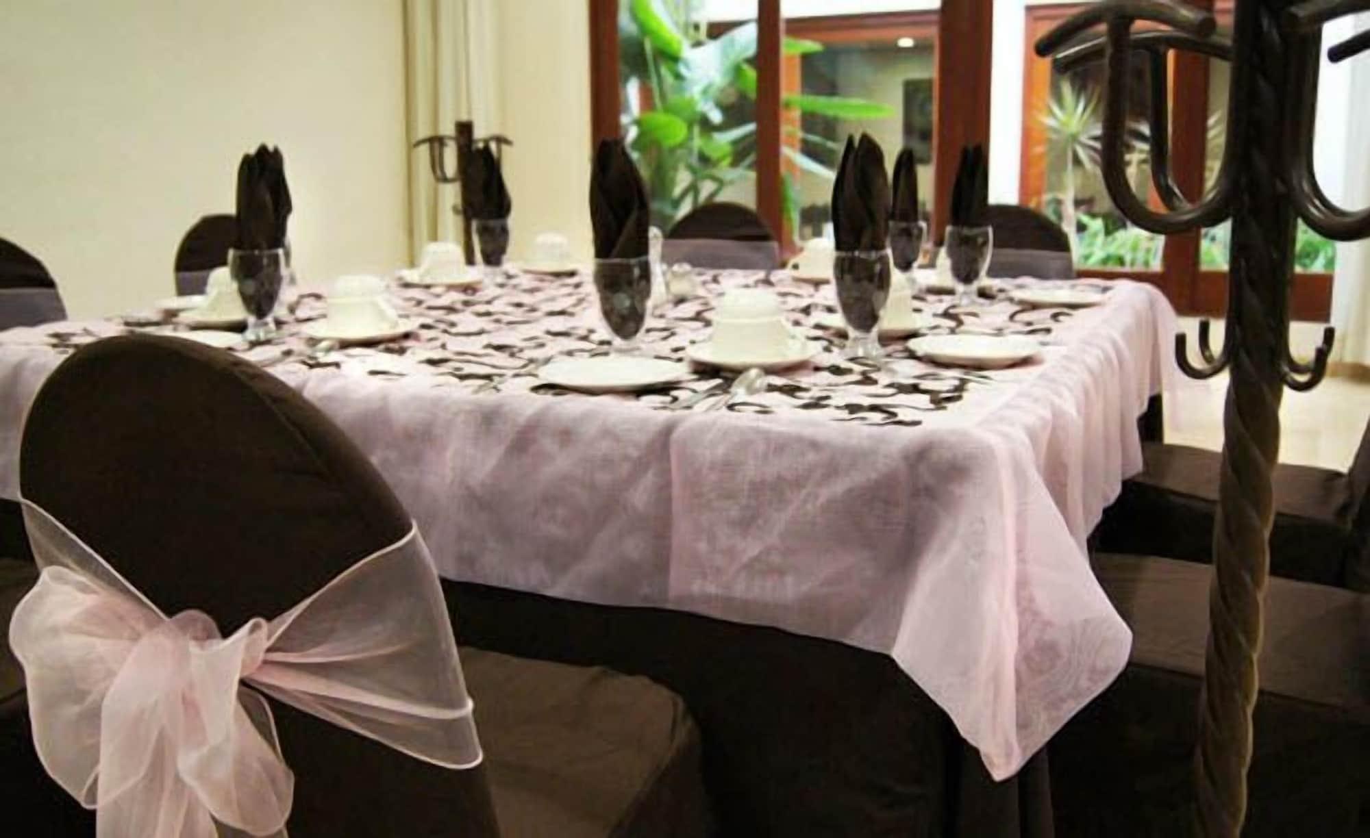 Salón de Baile Suites Colibrí