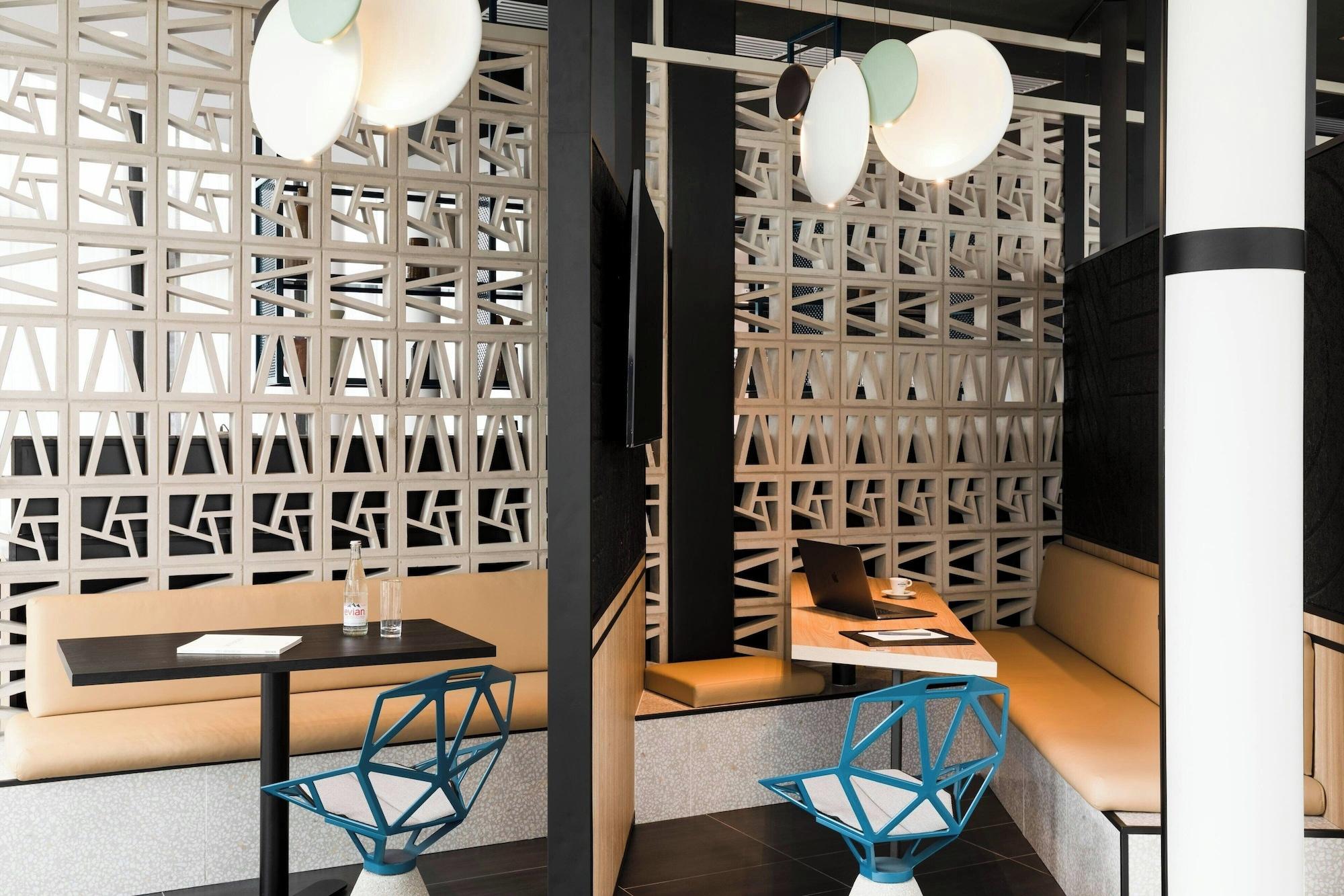 Varios Courtyard by Marriott Paris Creteil