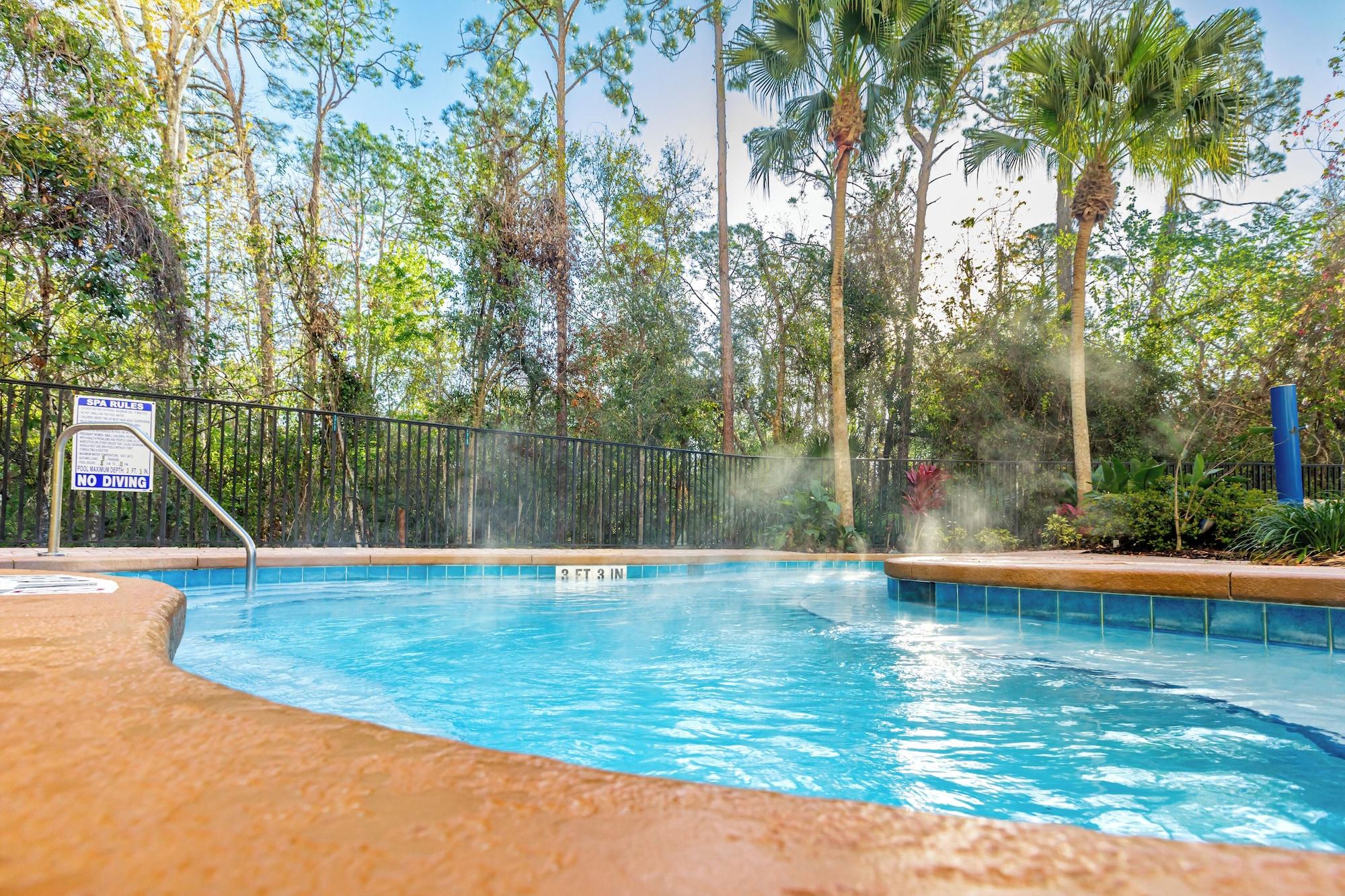 Spa Vacation Village at Parkway