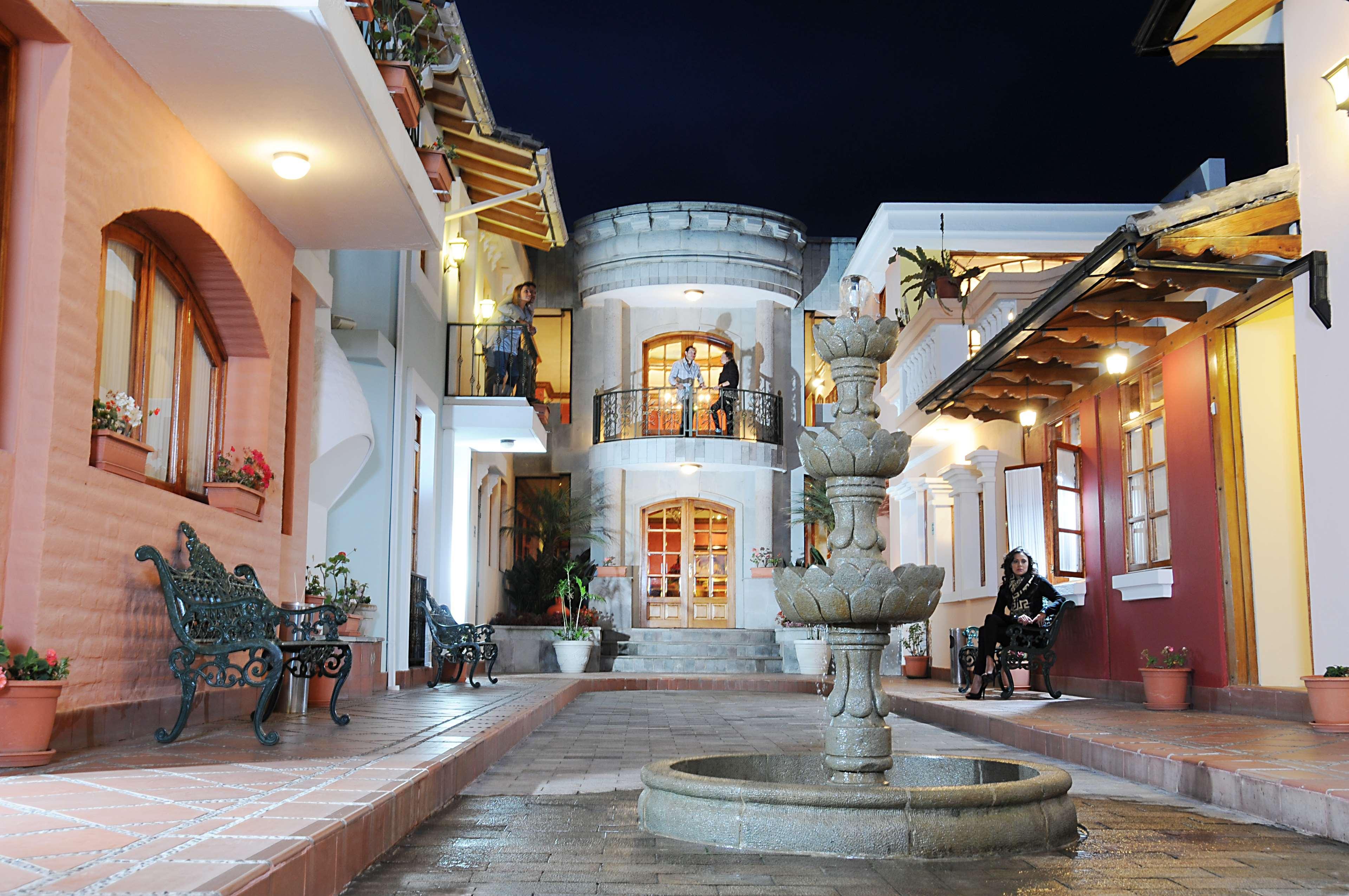 Vista Exterior Hotel Rincon de Puembo, BW Signature Collection