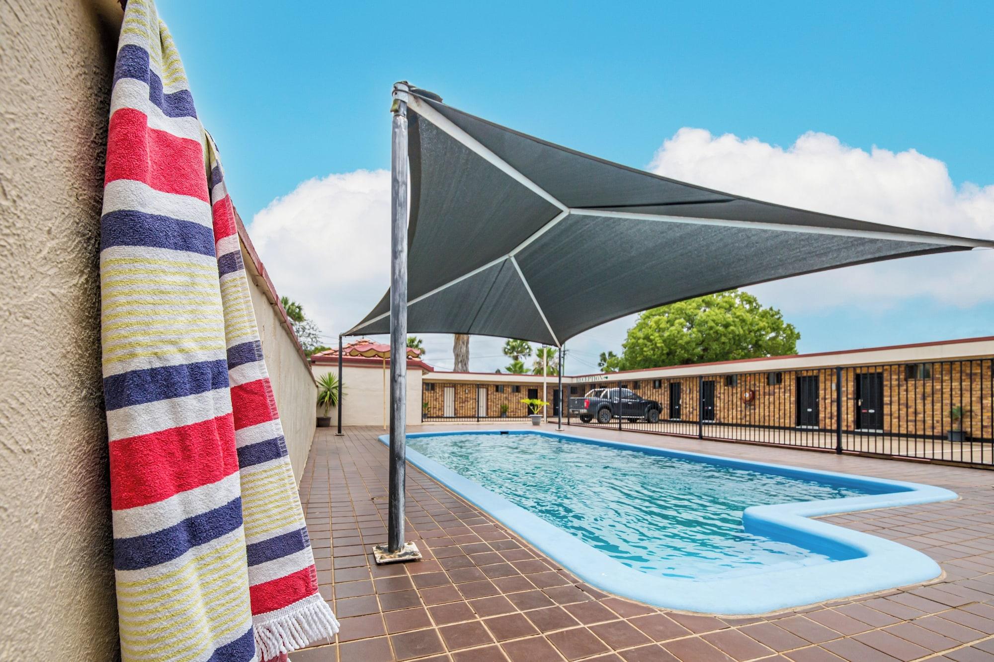 Vista Piscina Burke and Wills Motor Inn