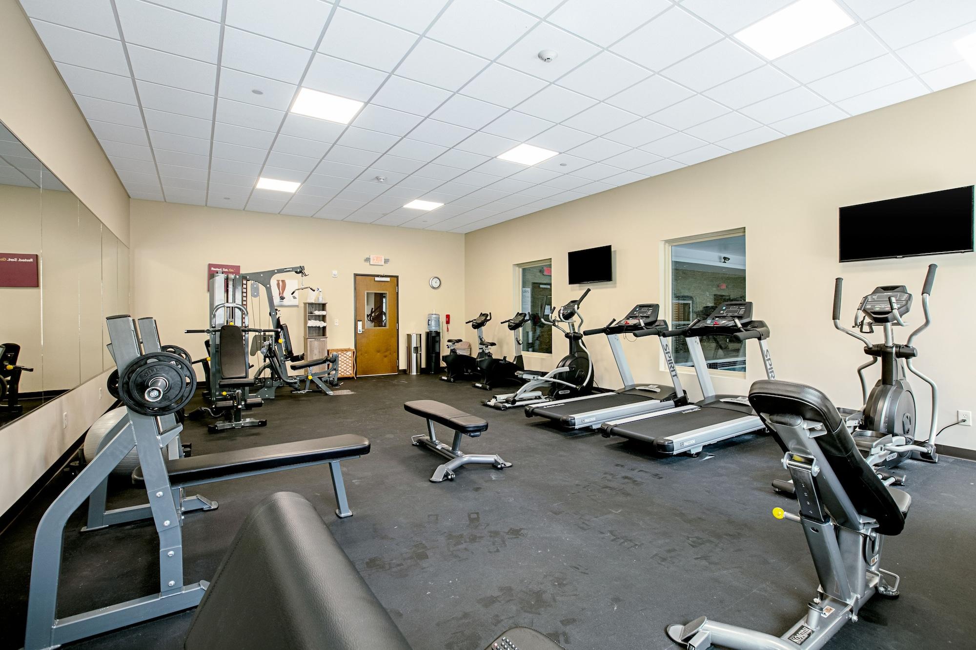 Gimnasio Comfort Suites Fishkill near Interstate 84