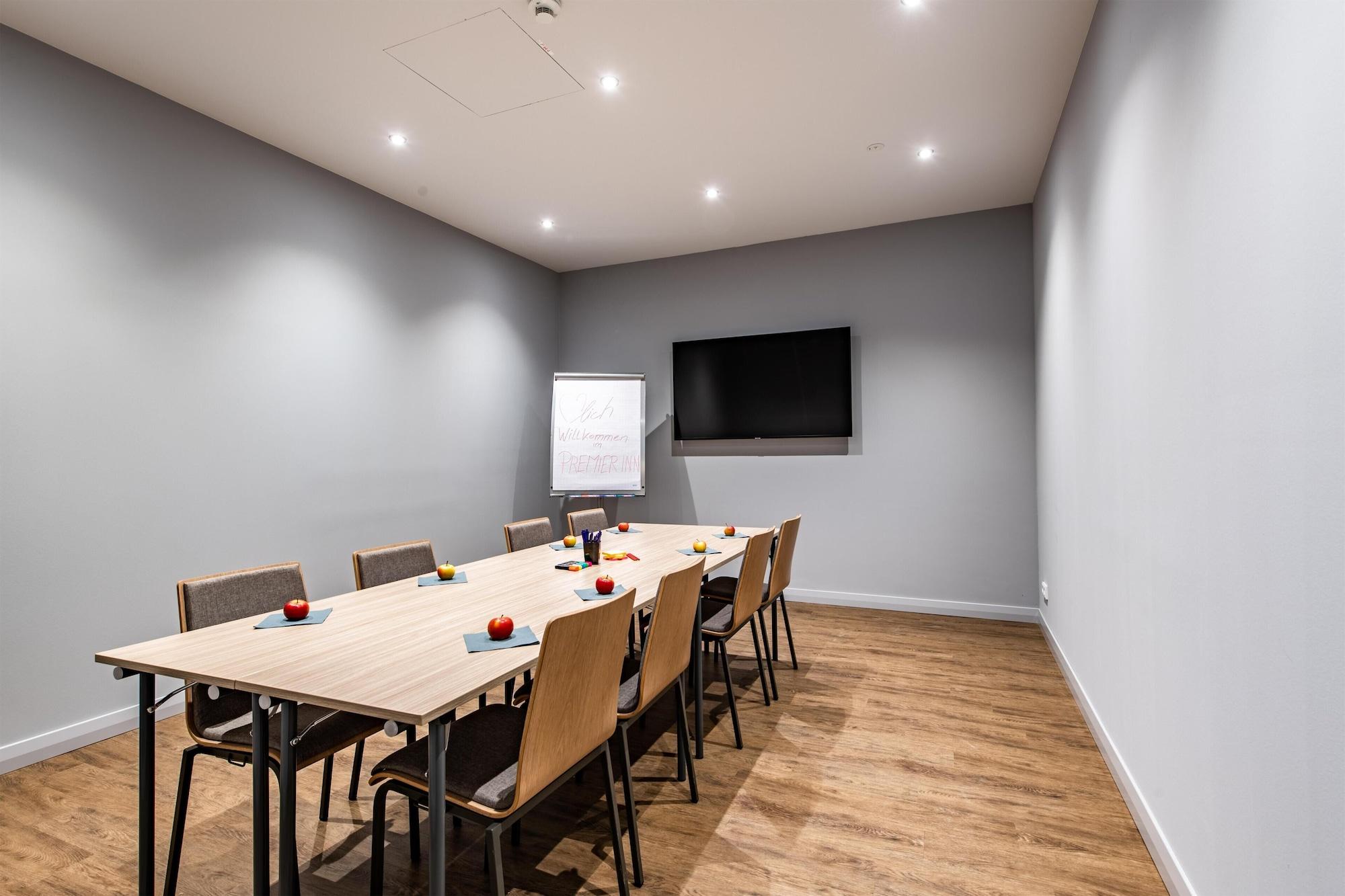 Sala de Reuniones Premier Inn Braunschweig City Centre