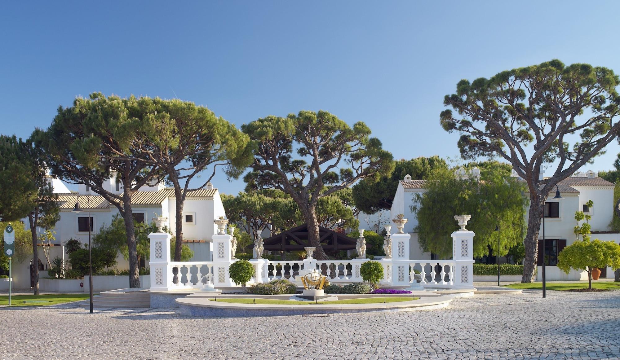 Vista Exterior Pine Cliffs Ocean Suites, a Luxury Collection Resort & Spa