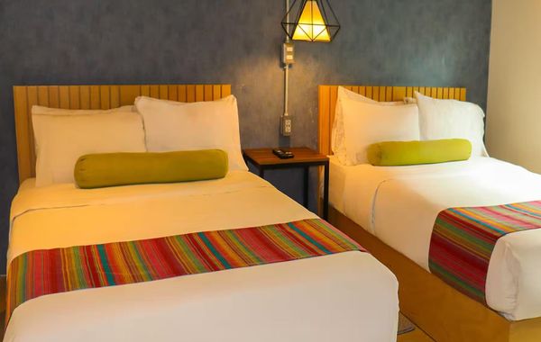 Hotel Estancias VIVE MX Cuauhtemoc Trademark Wyndh - Hoteles cerca de Estadio Azteca en Ciudad de México