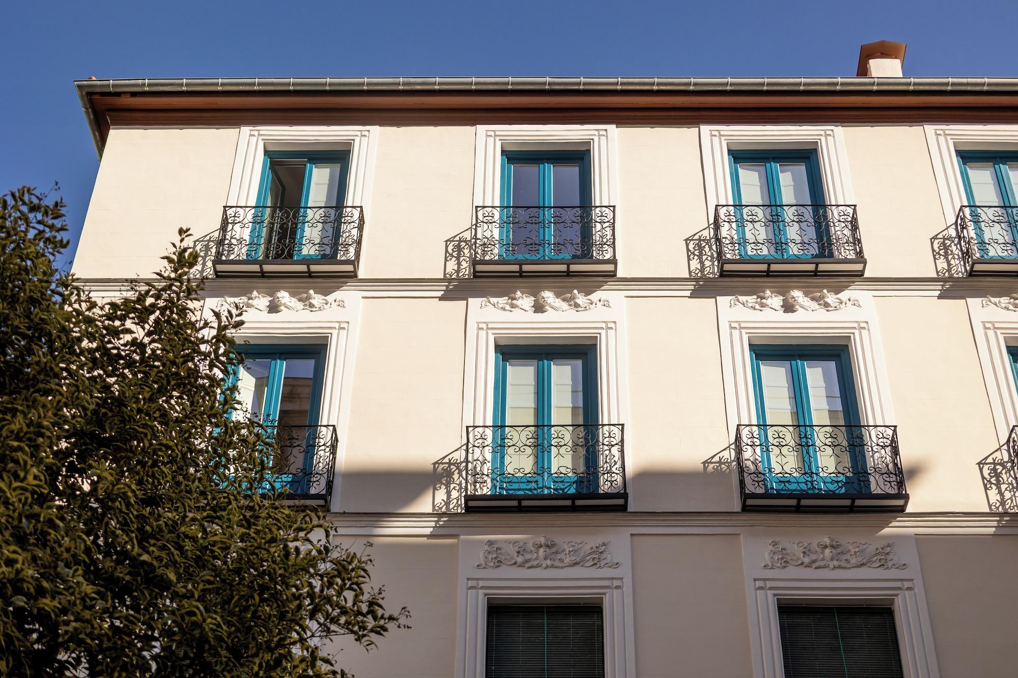 Vista Exterior Colectia Stays Atocha