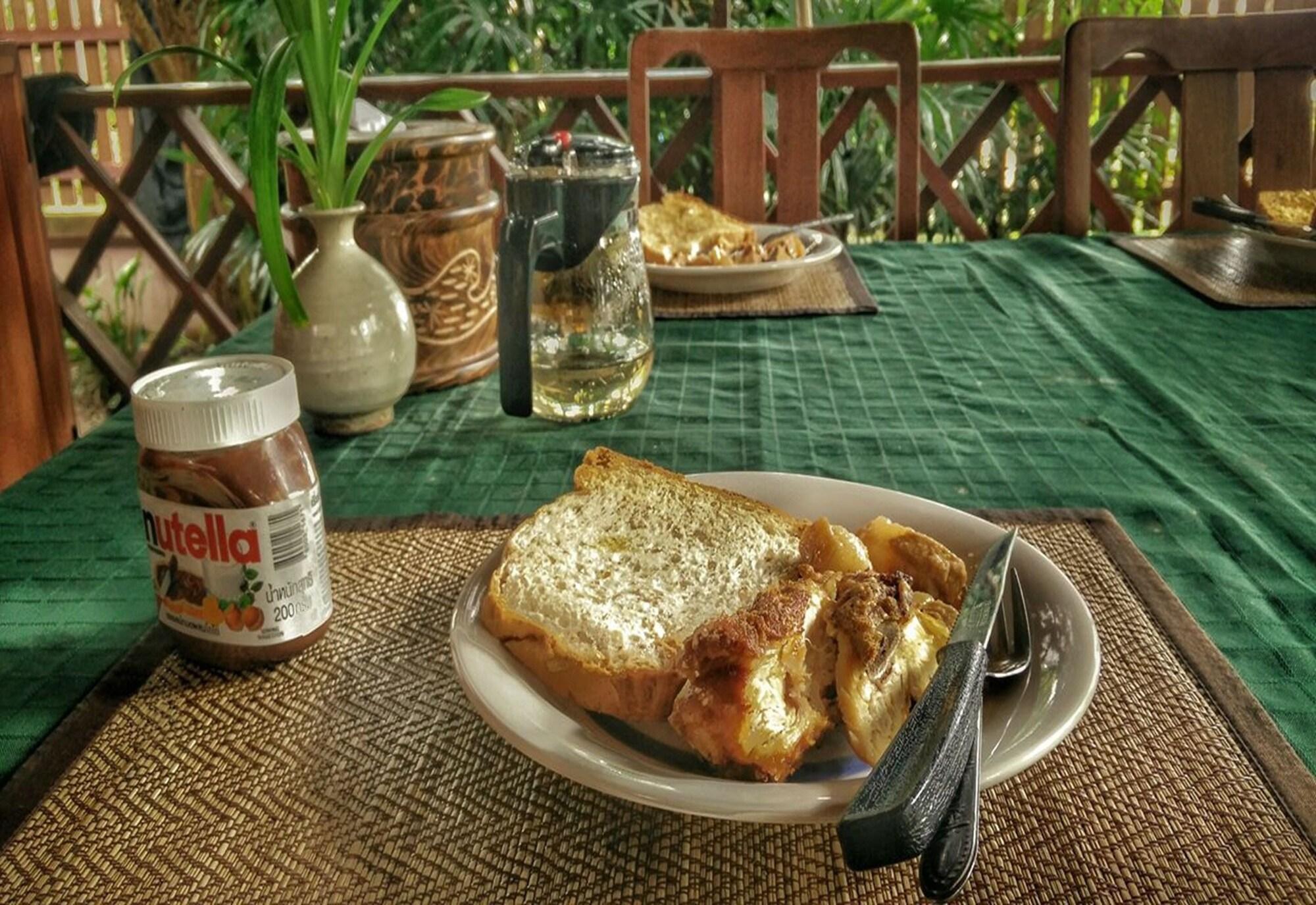 Restaurant Mon Saeng Jun Homestay