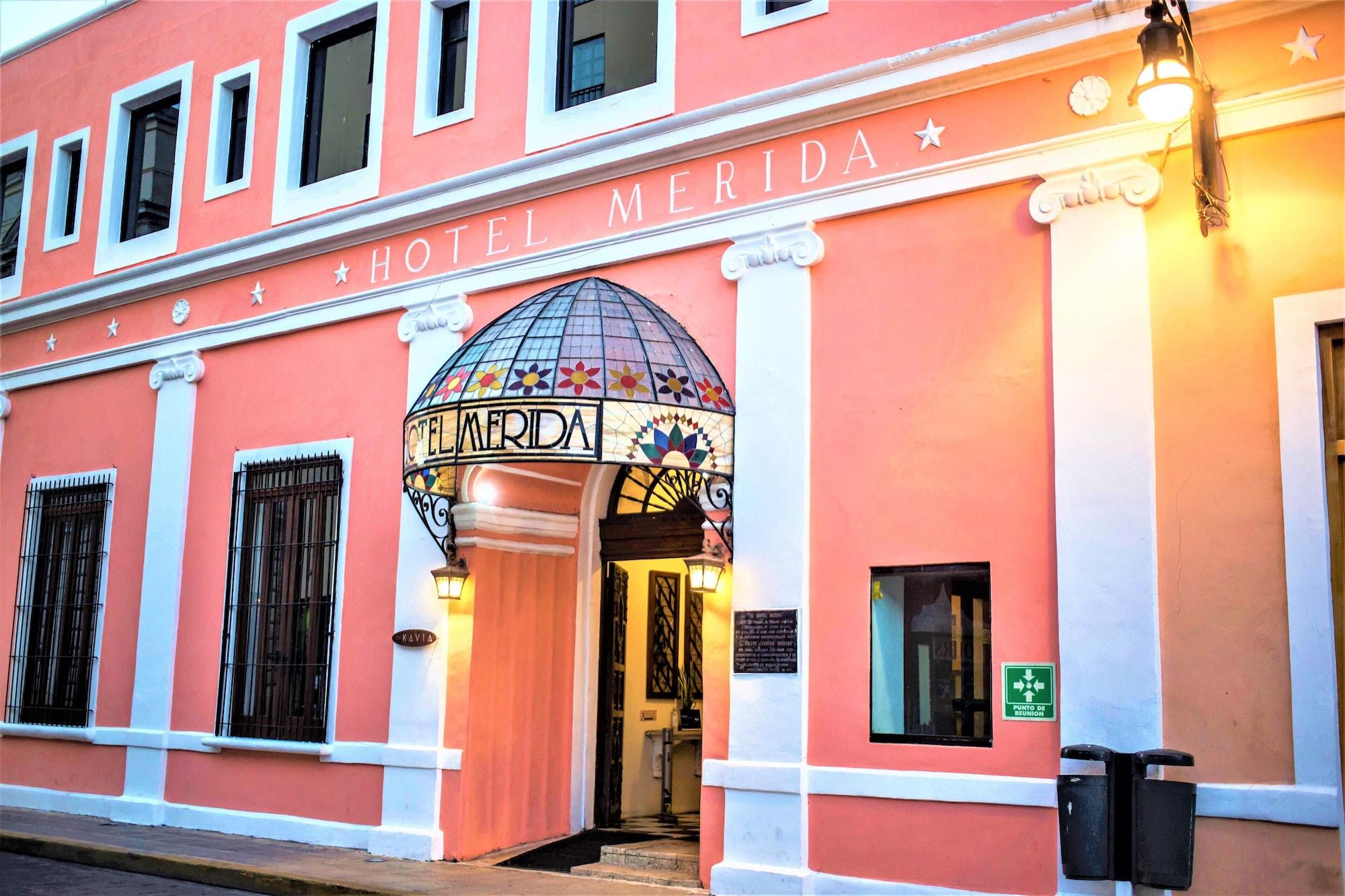 Vista Exterior Hotel Merida