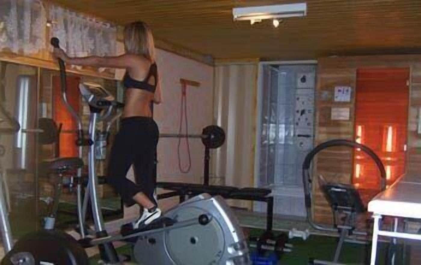 Gimnasio Bajor Panzio Aparthotel Restaurant - Adults Only